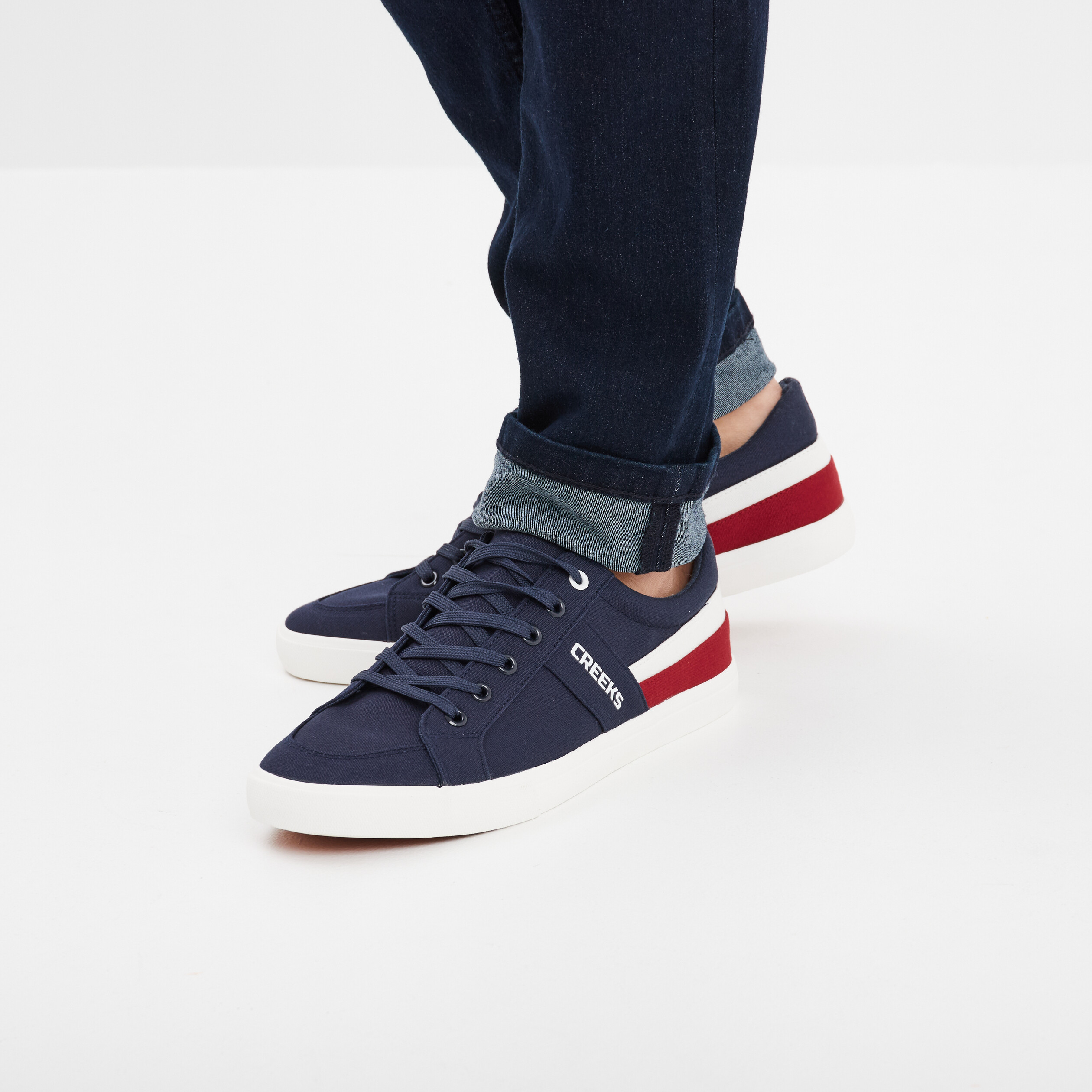 Tennis basses à lacets Creeks bleu marine homme La Halle