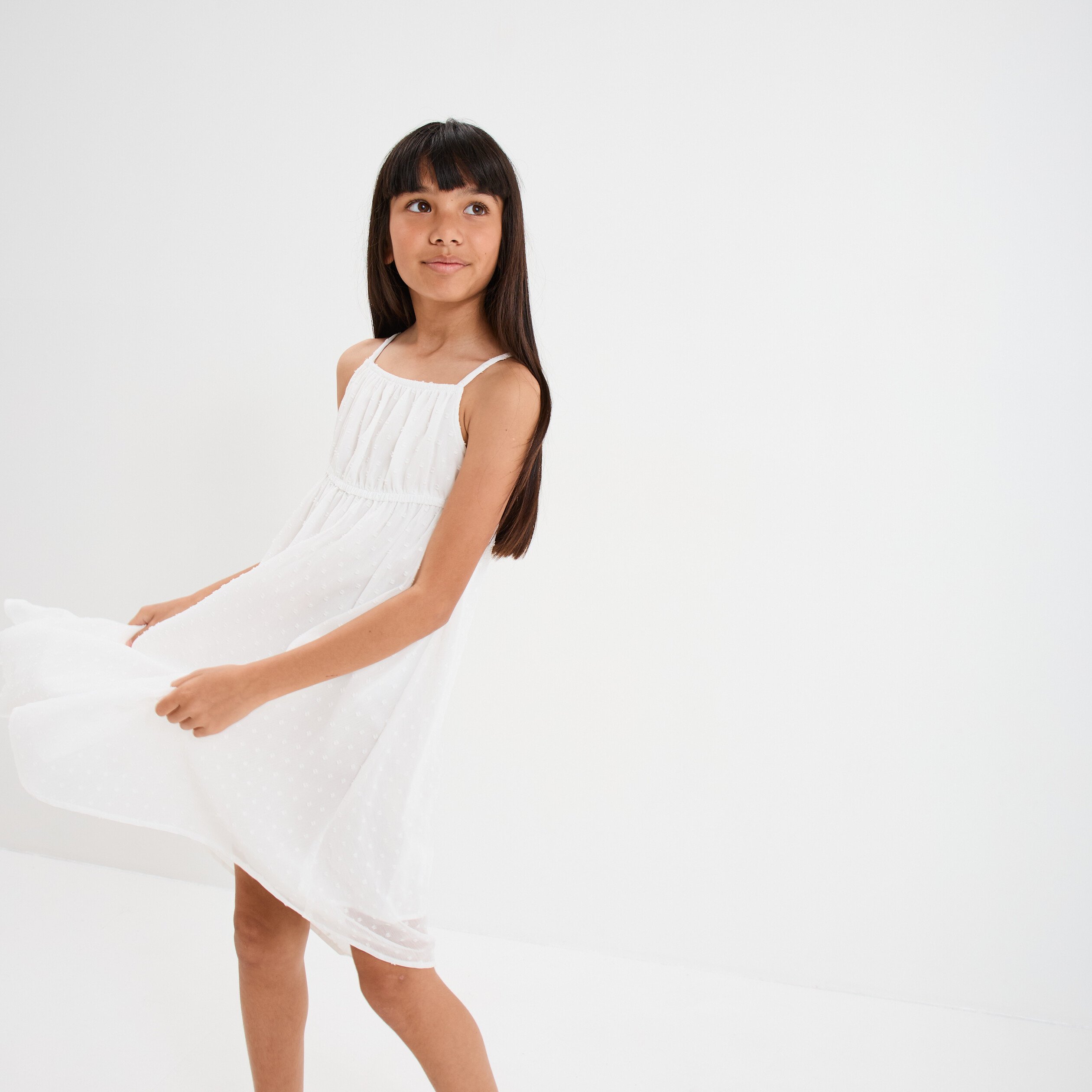 robe plumetis bas asymetrique ivoire fille Robe plumetis bas asymétrique ivoire fille