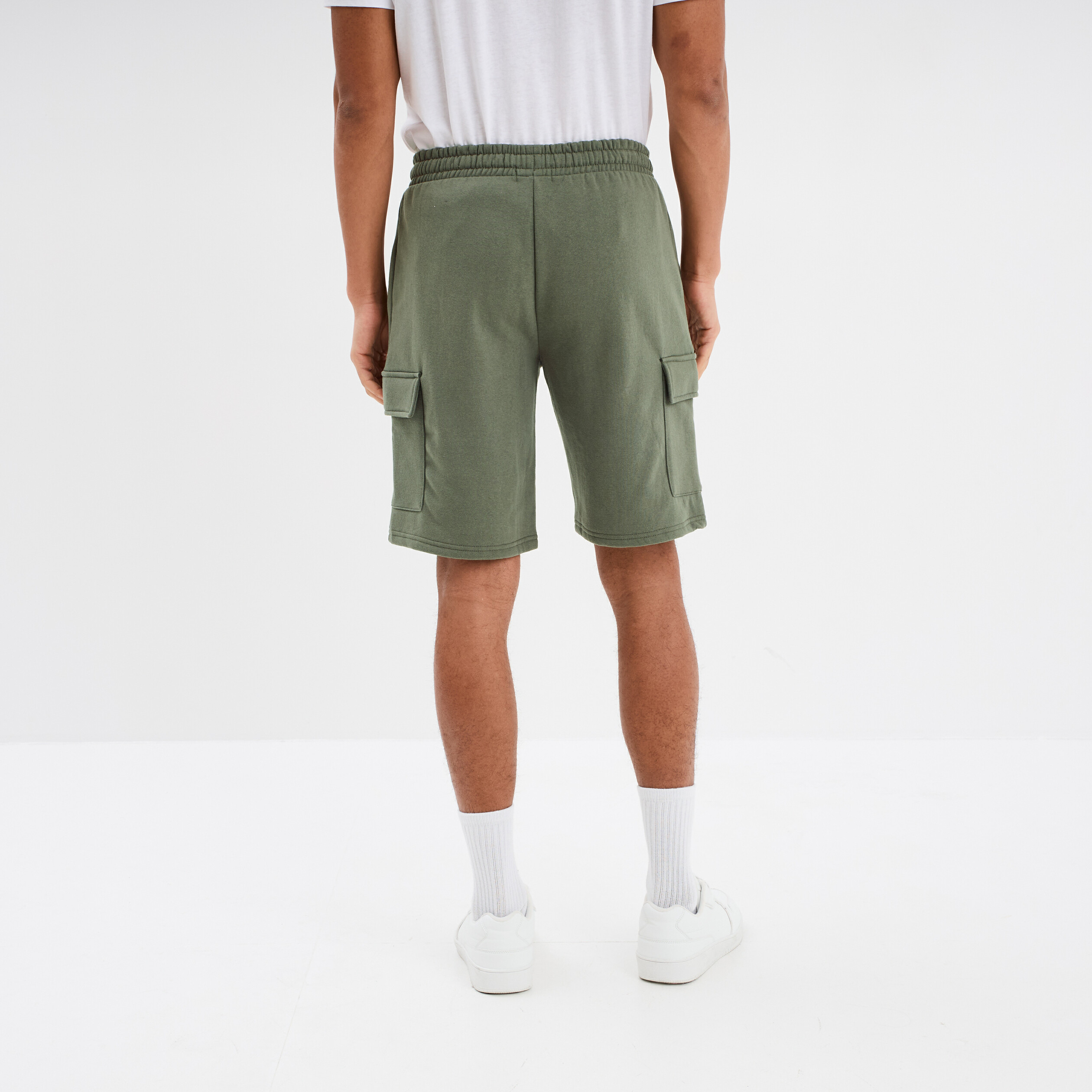Bermuda cargo molleton taille &eacute;lastiqu&eacute;e vert kaki homme