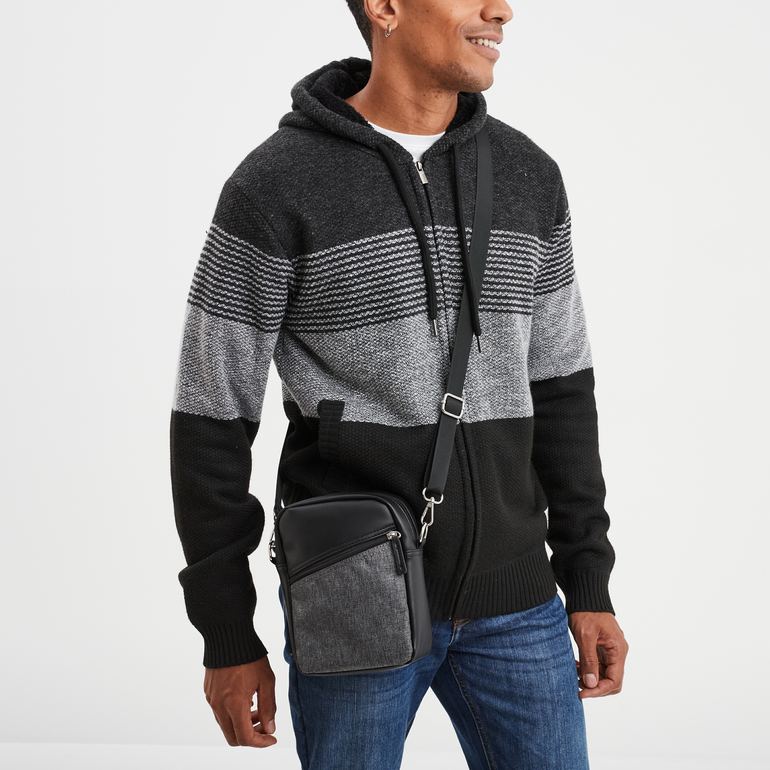 sac pochette bi matiere gris fonce homme Sac pochette bi-matière gris foncé homme