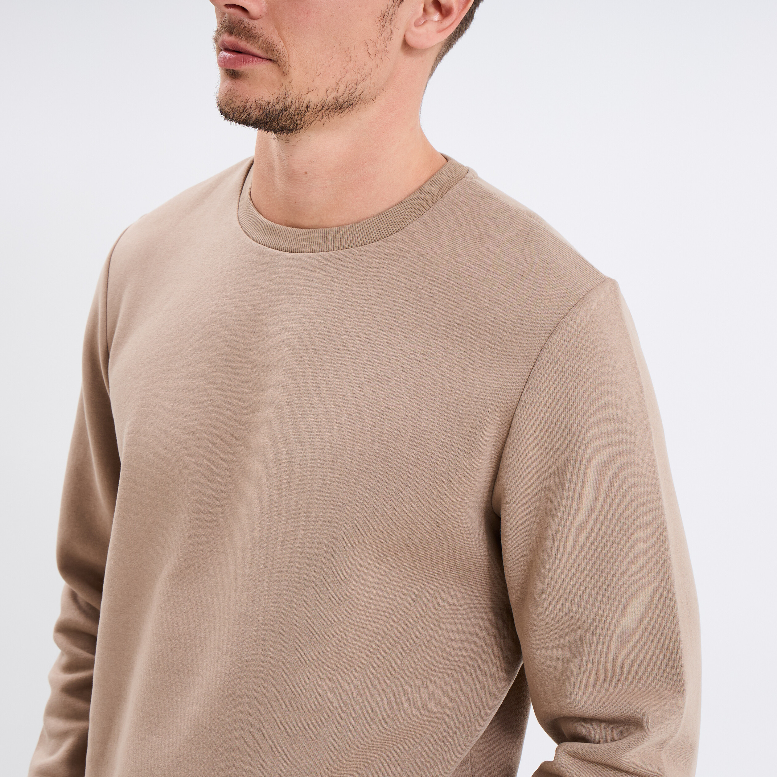 sweat avec col rond taupe homme Sweat avec col rond taupe homme