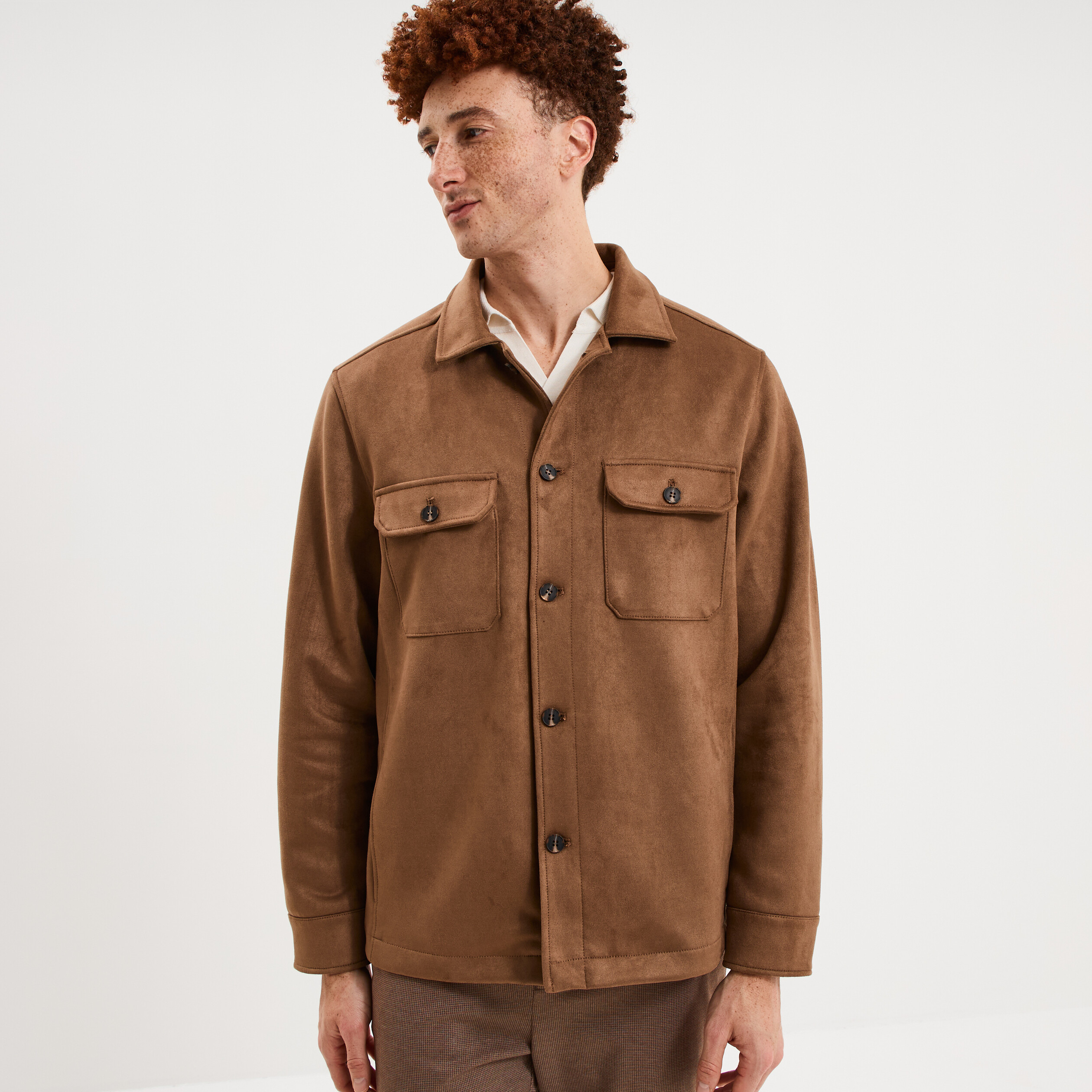 Surchemise droite en su&eacute;dine camel homme