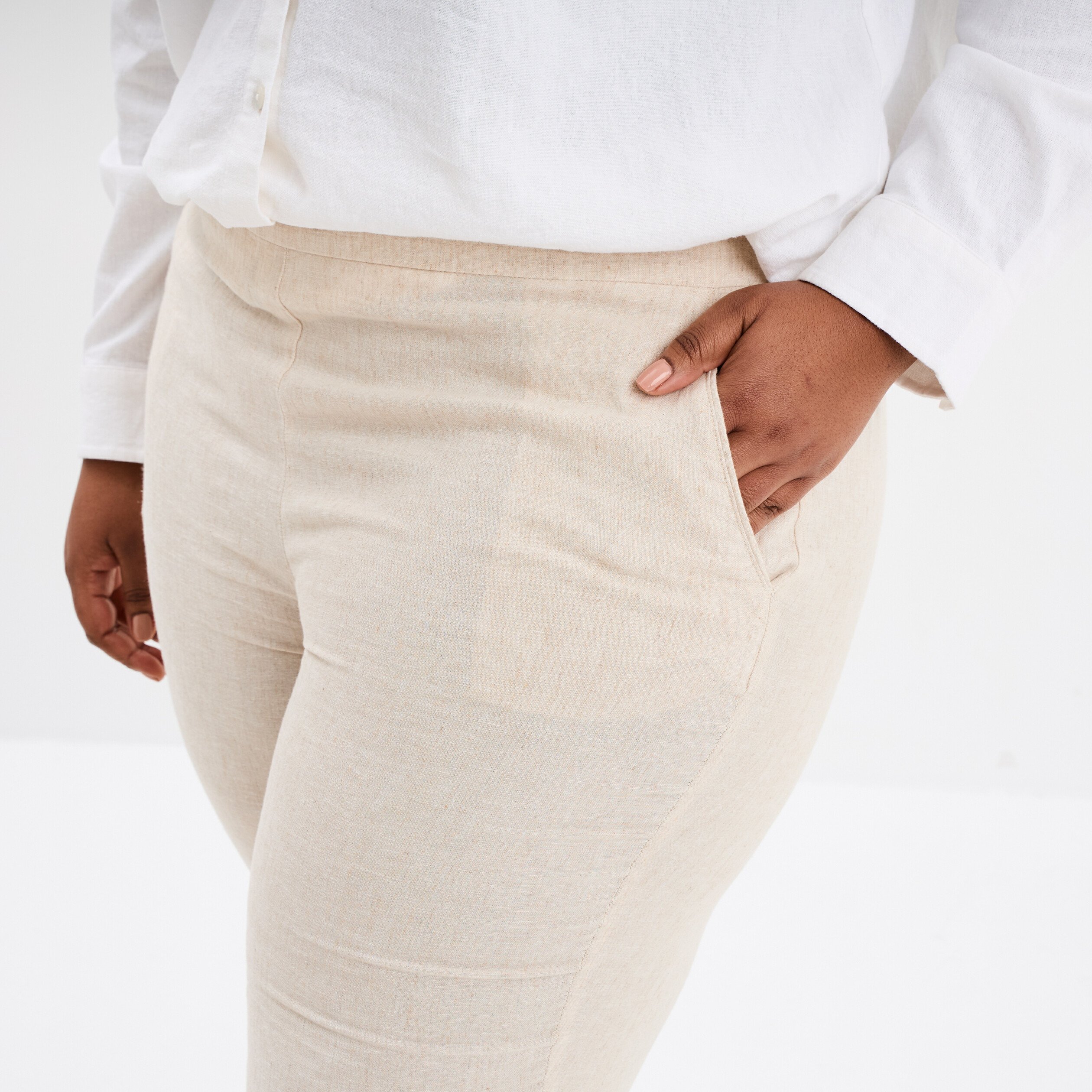 Pantalon chino droit en lin mélangé beige femme grande taille