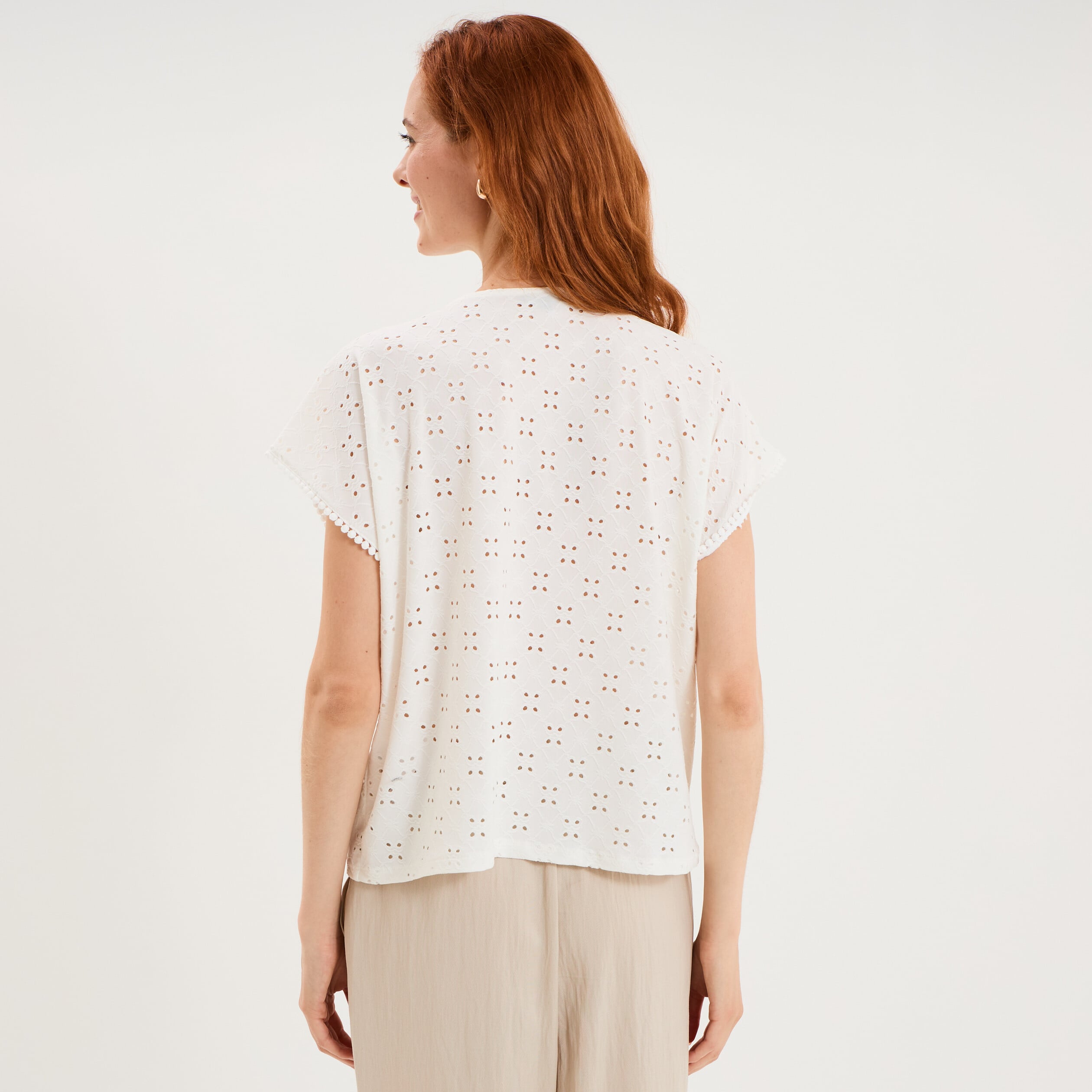 T-shirt dentelle avec boutons blanc femme