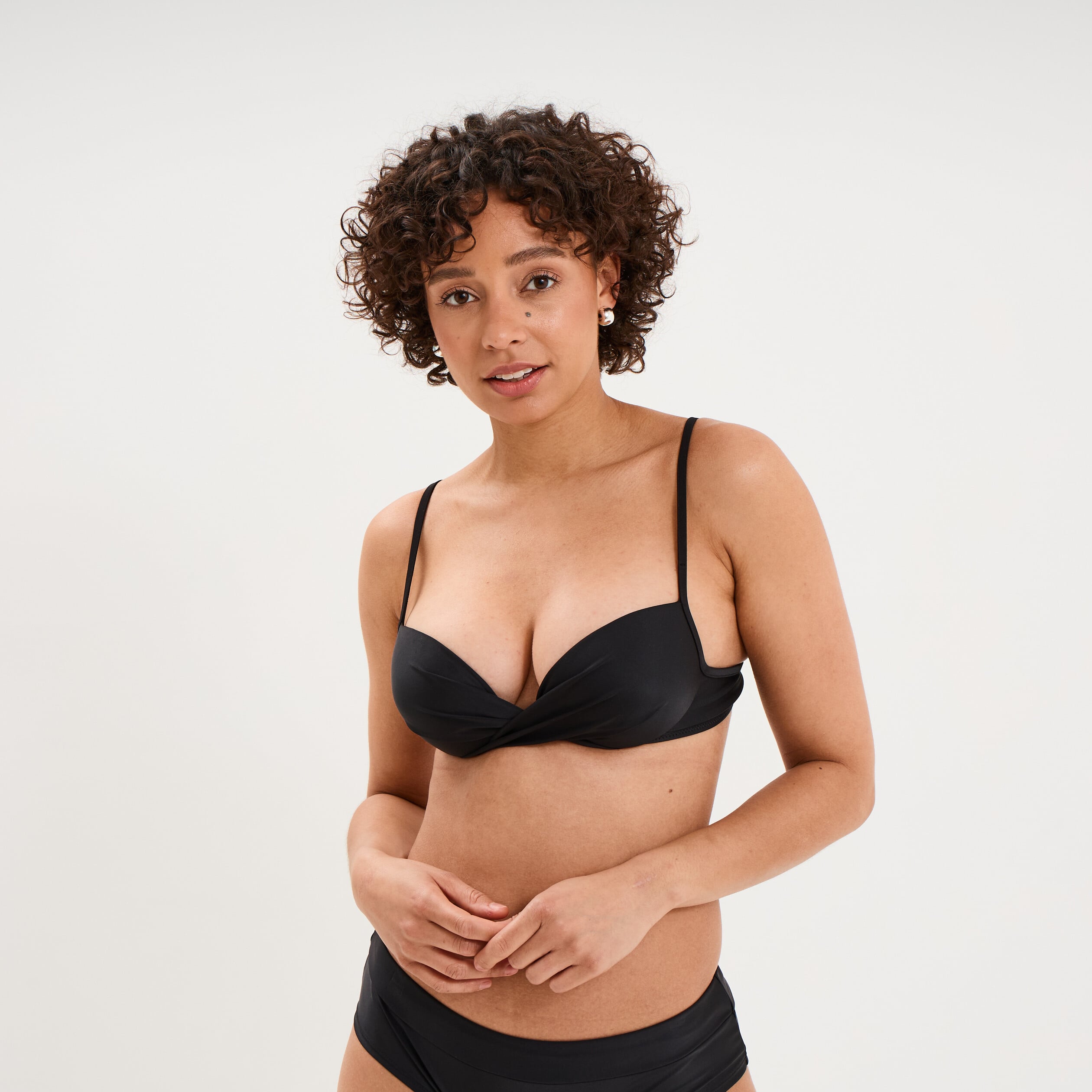 Haut de maillot de bain push up armatur&eacute; noir femme