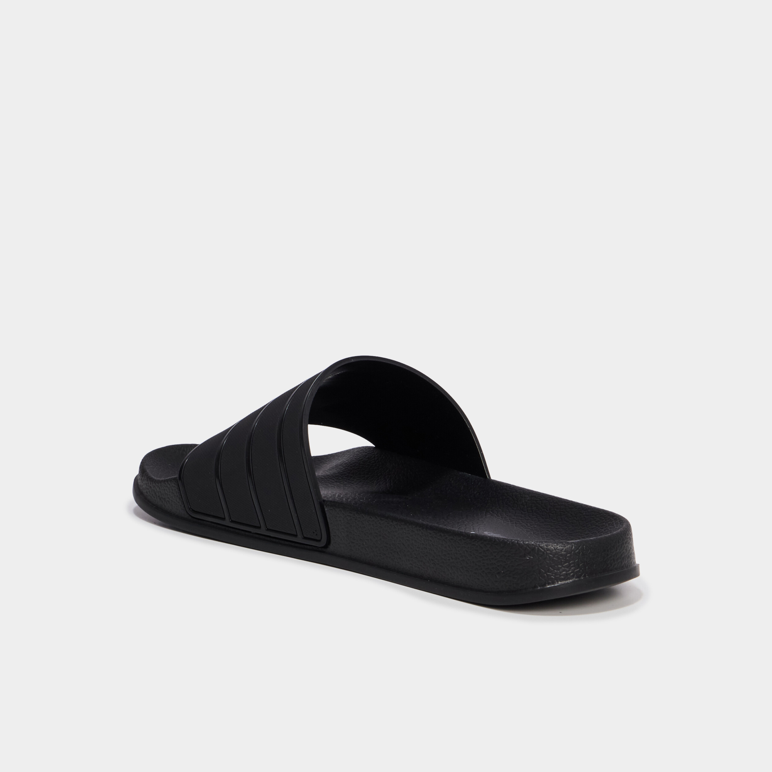 Mules &agrave; bride large bout rond noir homme