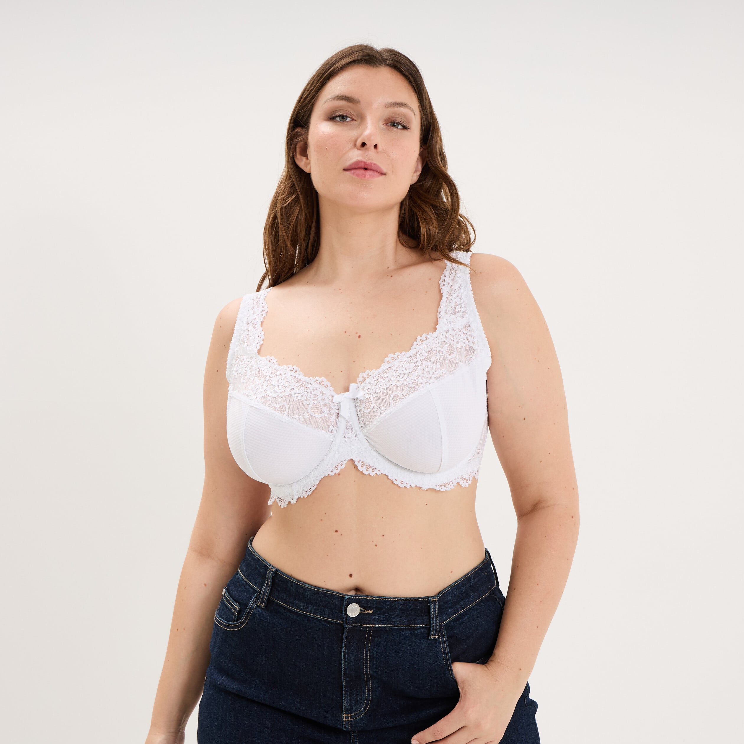 Soutien-gorge corbeille dentelle blanc femme grande taille