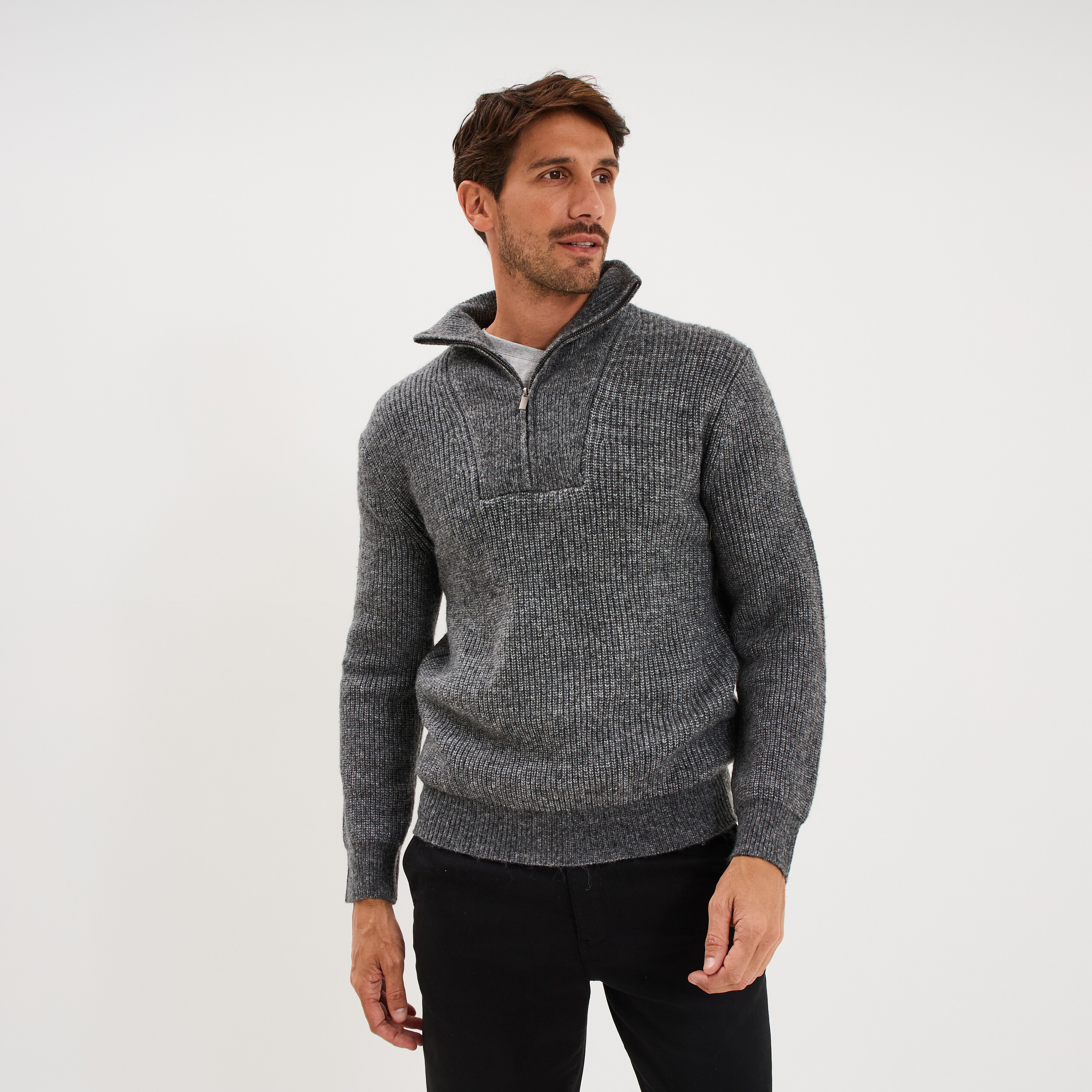Pull avec col camionneur c&ocirc;tel&eacute; gris fonc&eacute; homme