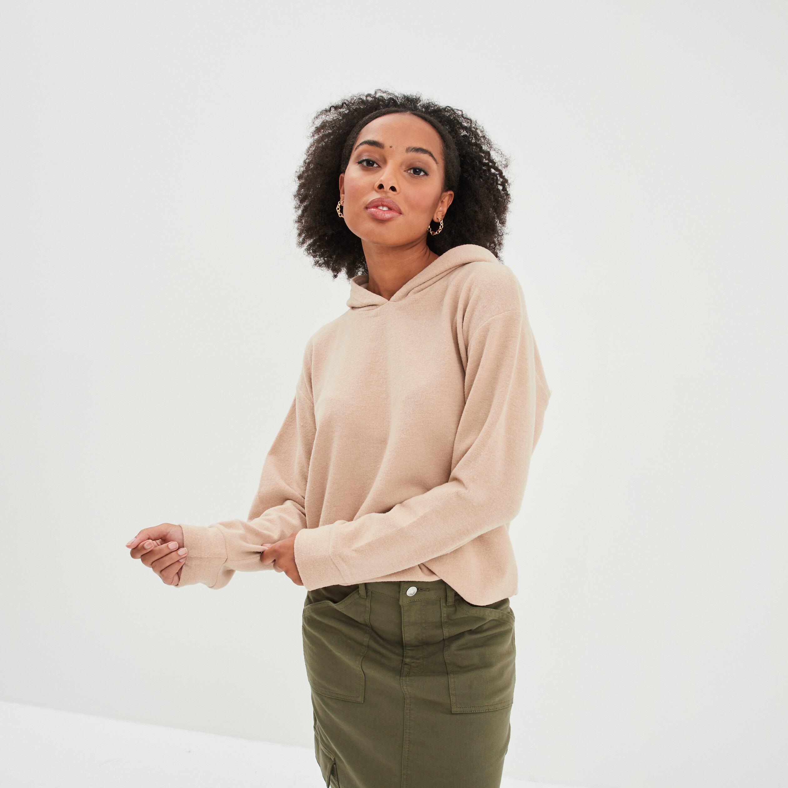 T-shirt à capuche manches longues beige femme