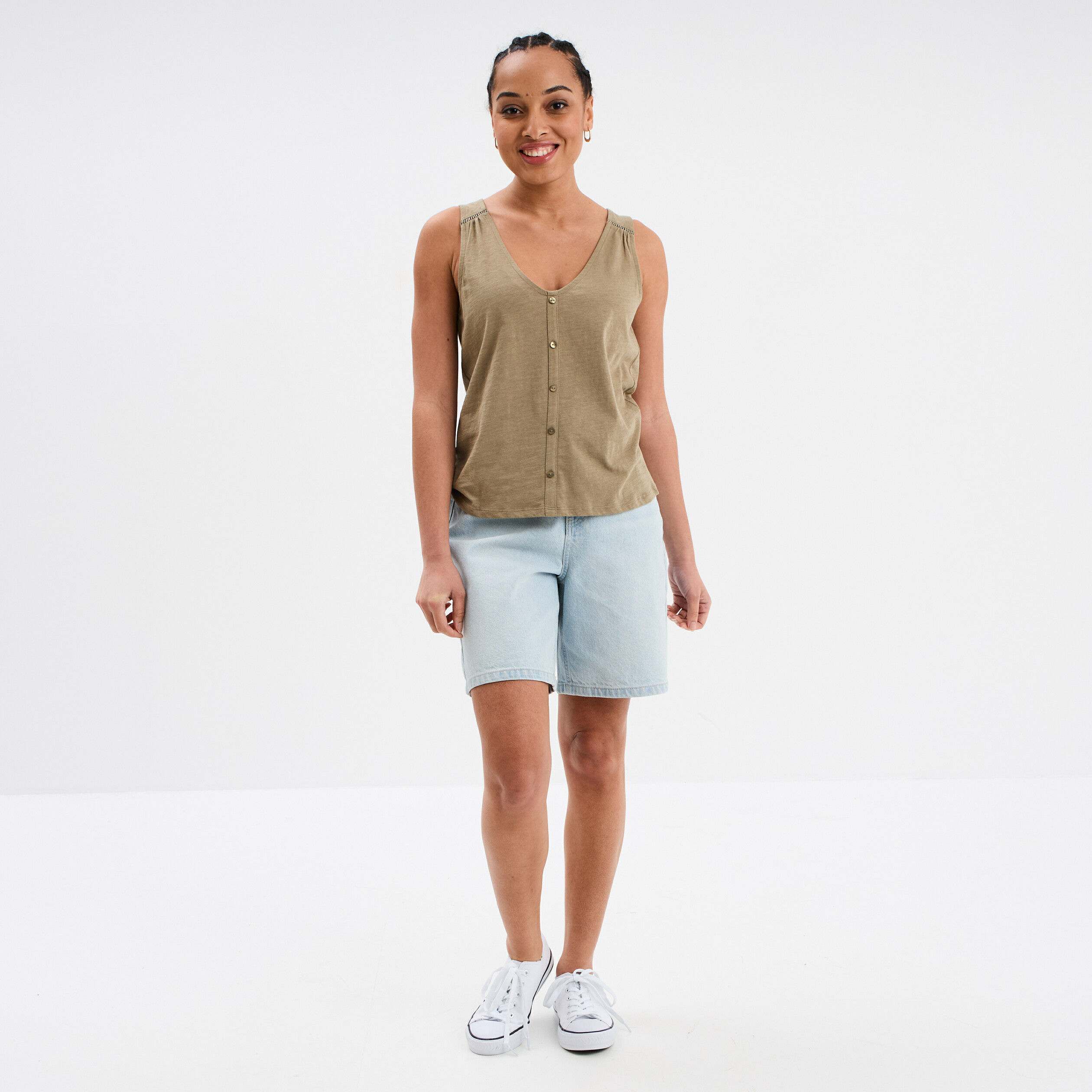 debardeur sans manches a boutons coton vert kaki femme Débardeur sans manches à boutons coton vert kaki femme