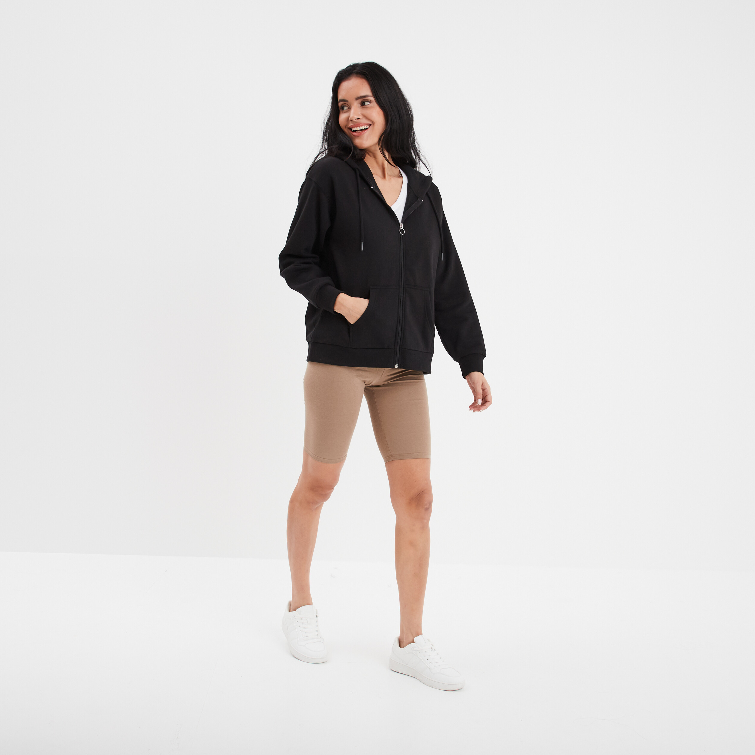 Short cycliste ajuste beige femme