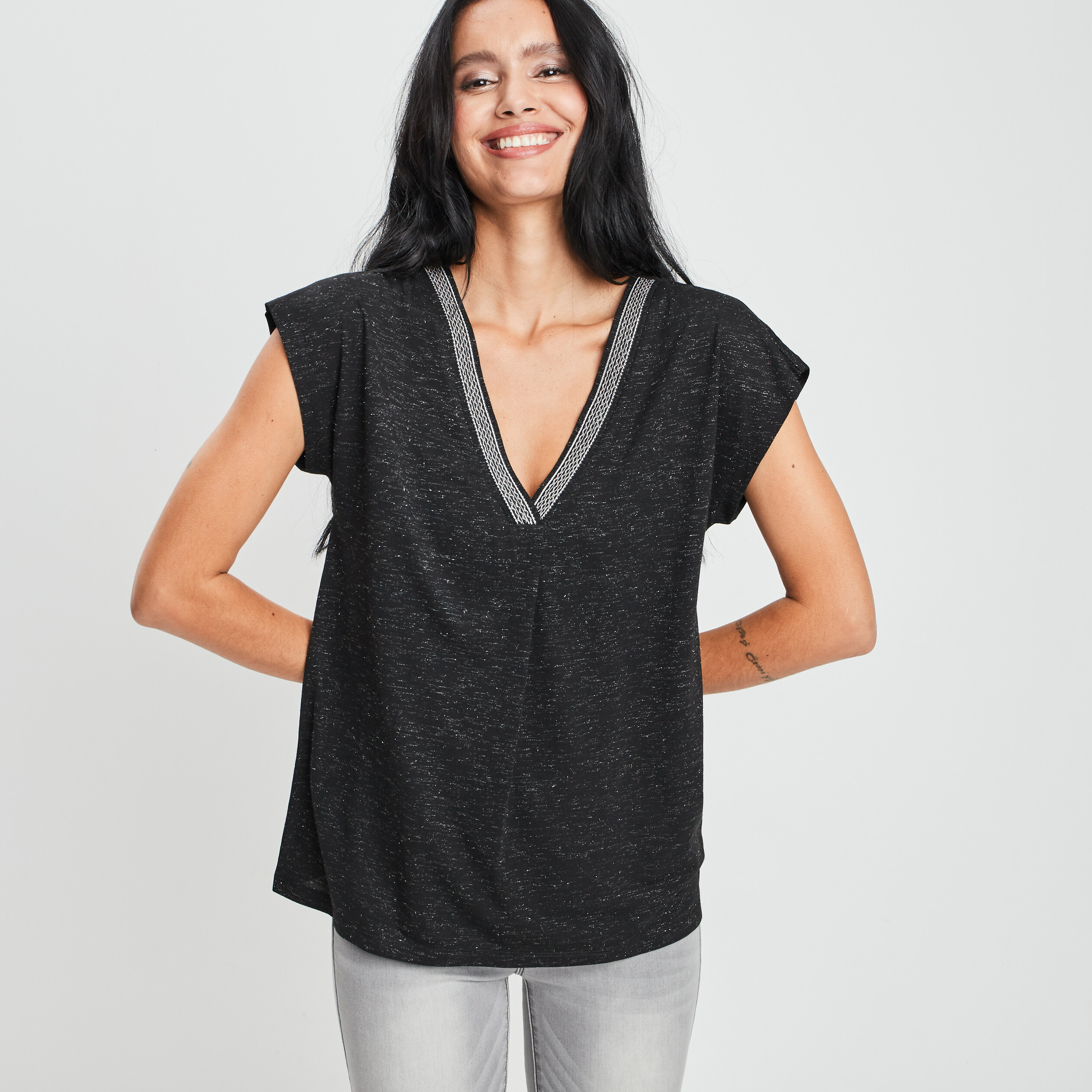 T-shirt manches courtes noir femme