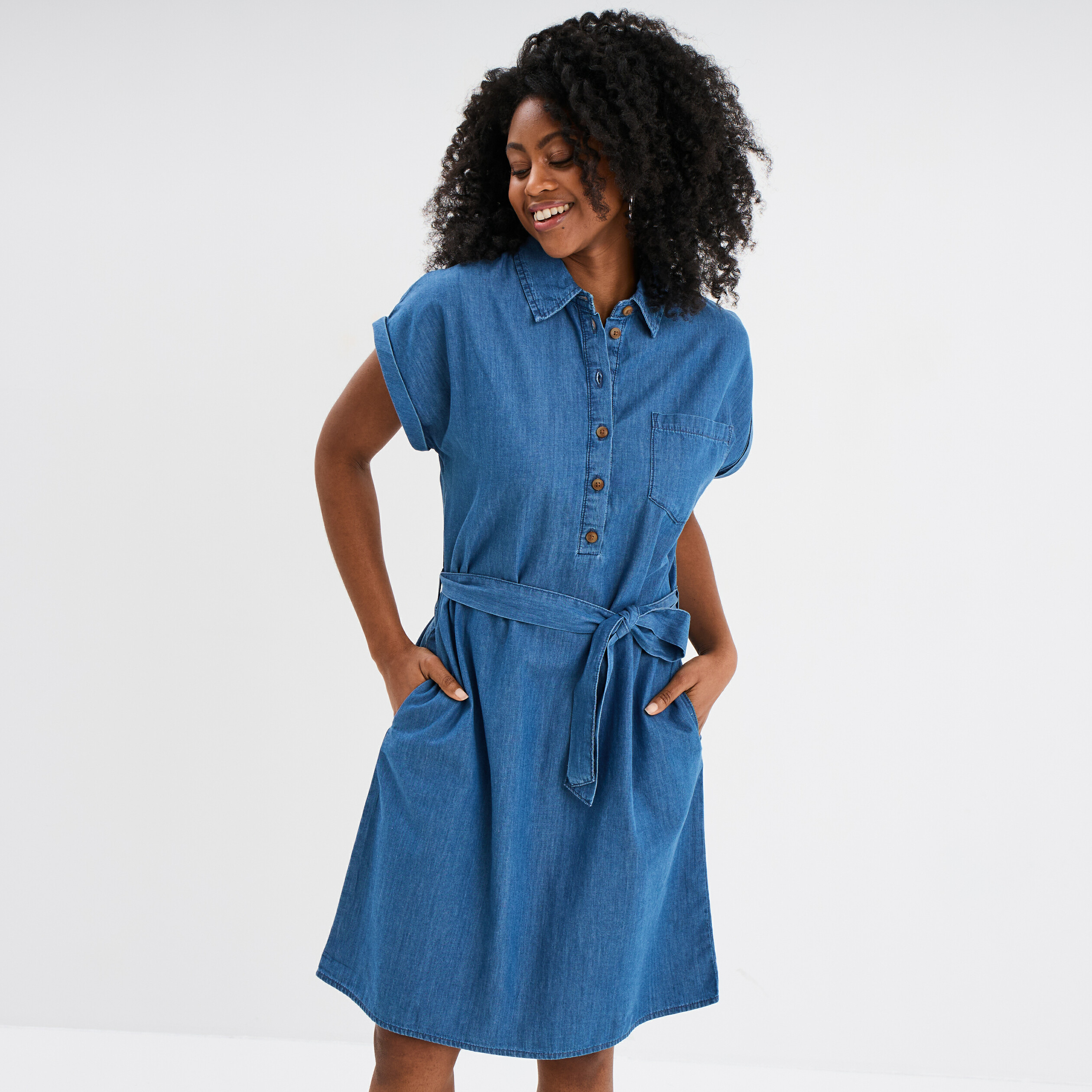 Vêtement Robe En Jean Avec Ceinture Robe-chemise En Jean Avec