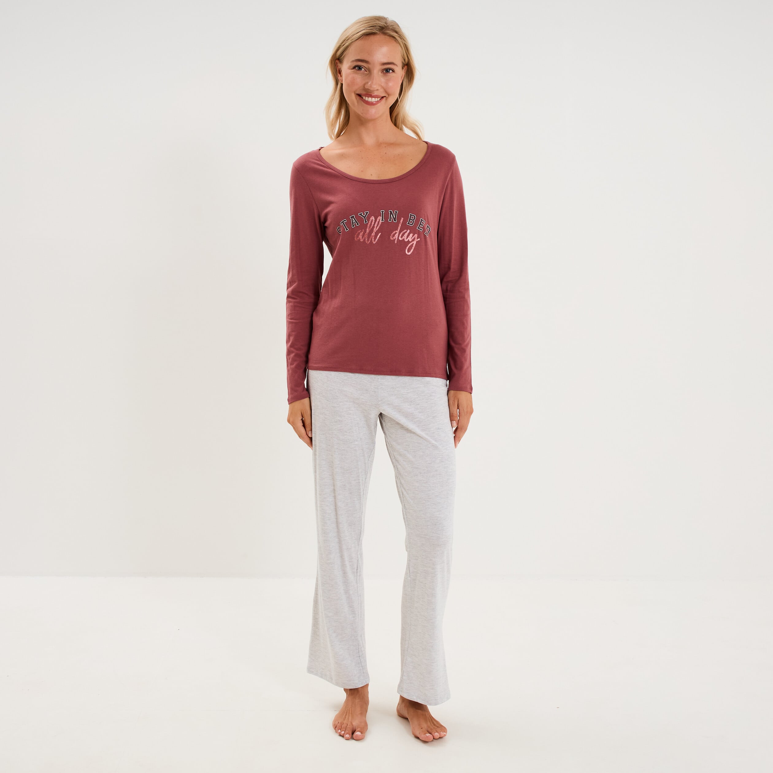 Ensemble pyjama pantalon et t-shirt rose framboise femme