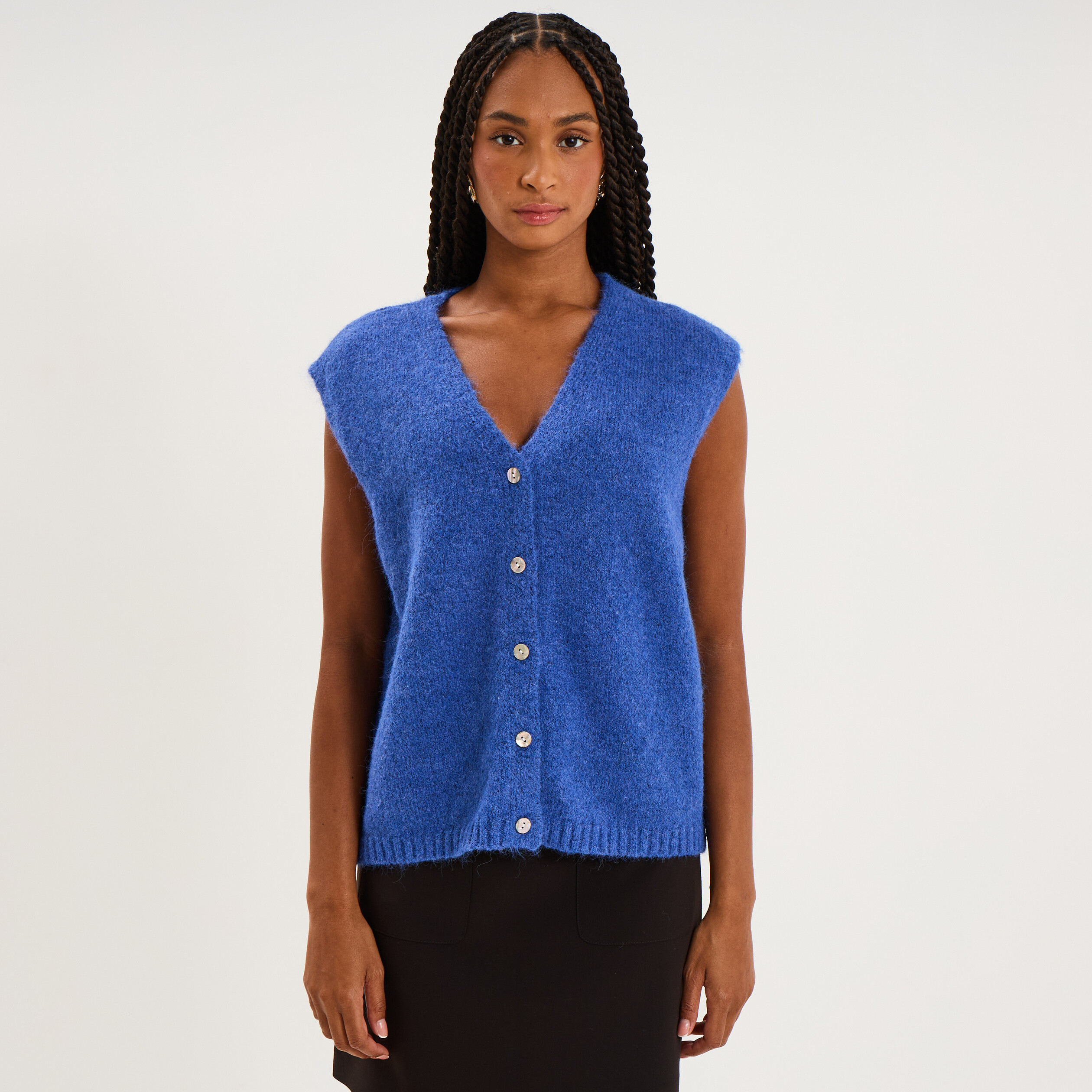 Gilet sans manches col V boutonn&eacute; bleu roi femme