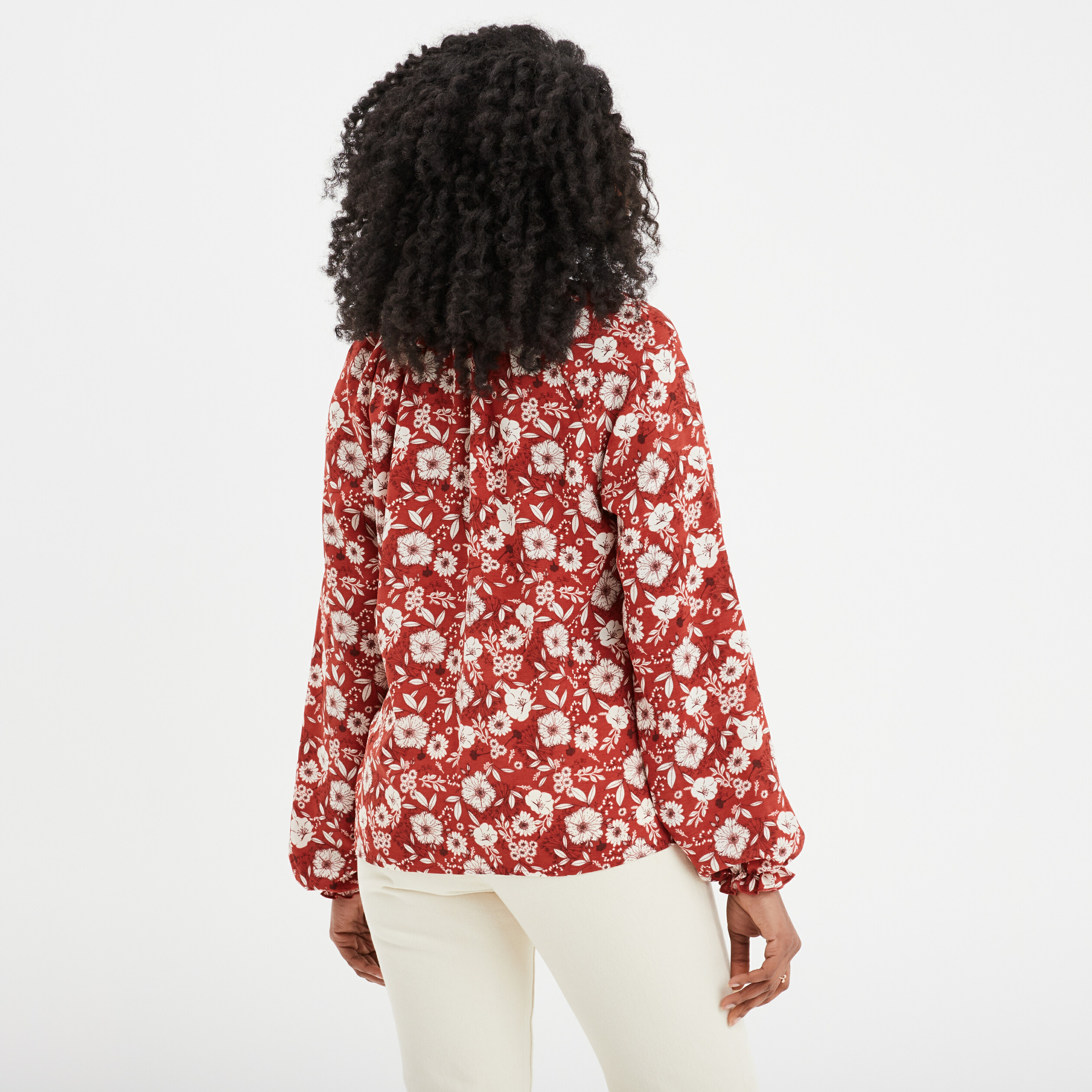blouse col v avec cordons a pampilles marron cognac femme Blouse col v avec cordons à pampilles marron cognac femme