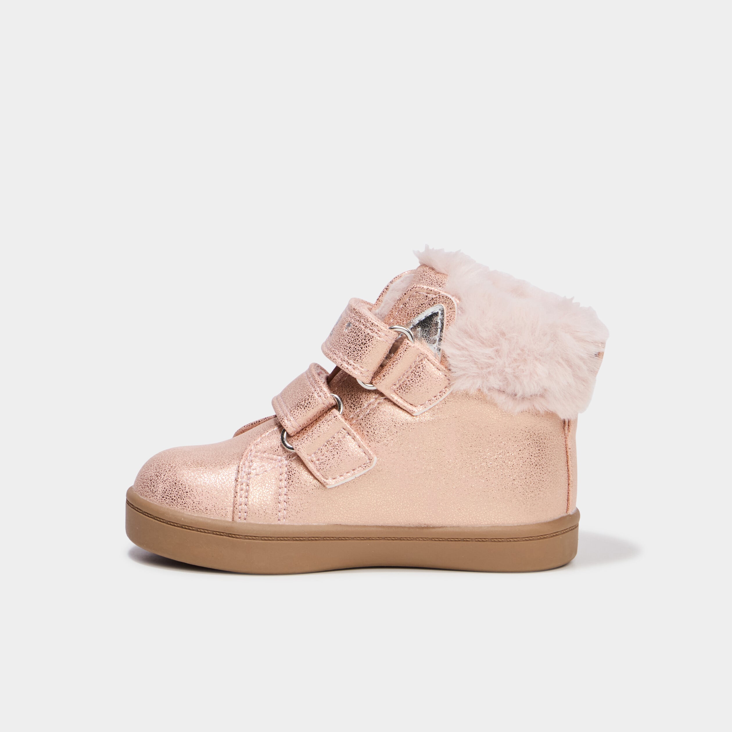 Baskets montantes fourr&eacute;es &agrave; scratchs rose b&eacute;b&eacute; fille