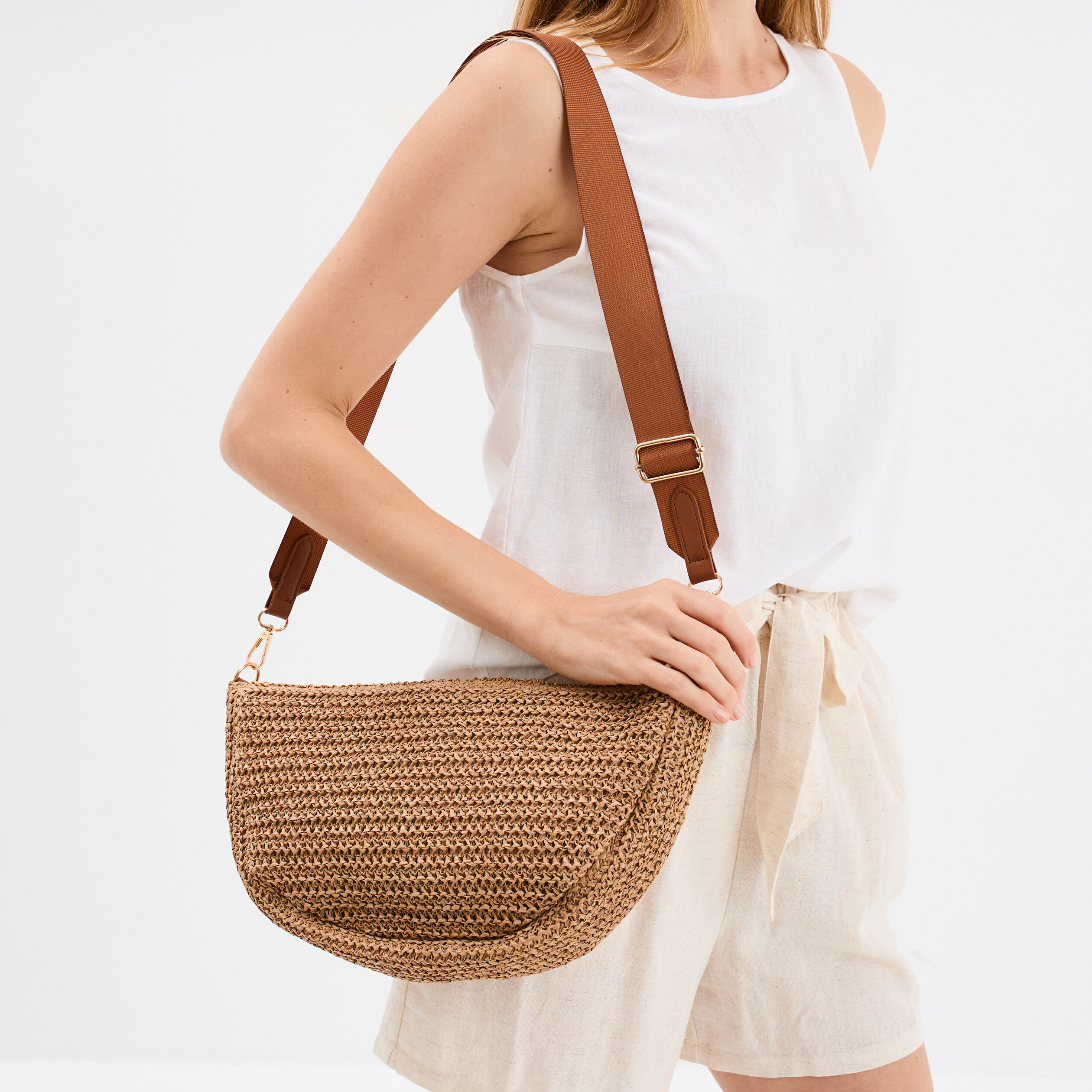 sac banane xl effet tresse sable femme Sac banane XL effet tressé sable femme