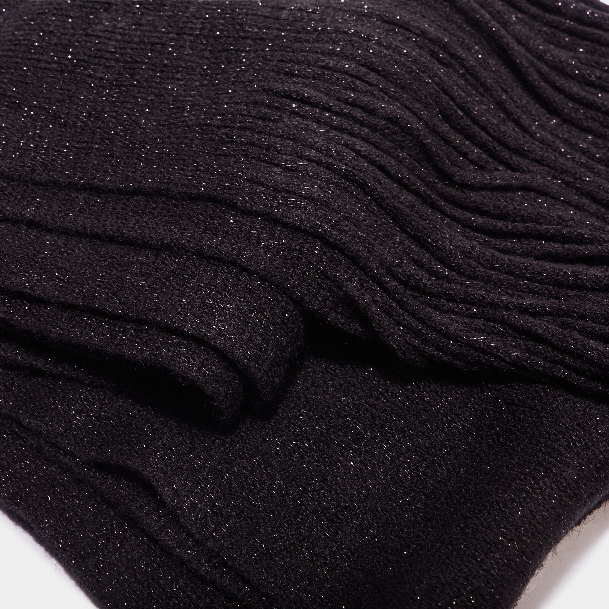 echarpe tricotee a franges noir femme Écharpe tricotée à franges noir femme