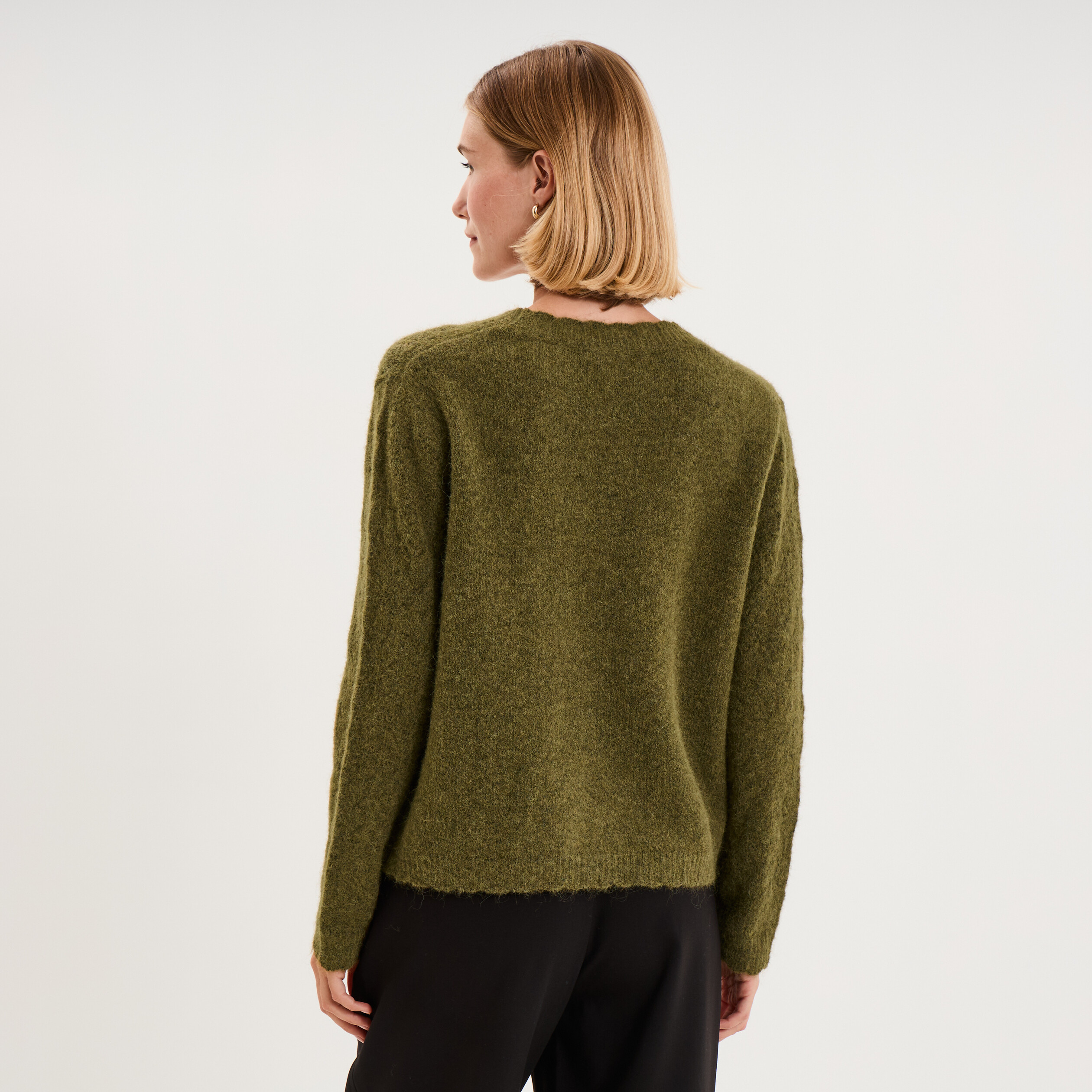 Gilet cardigan ajour&eacute; manches longues vert olive femme
