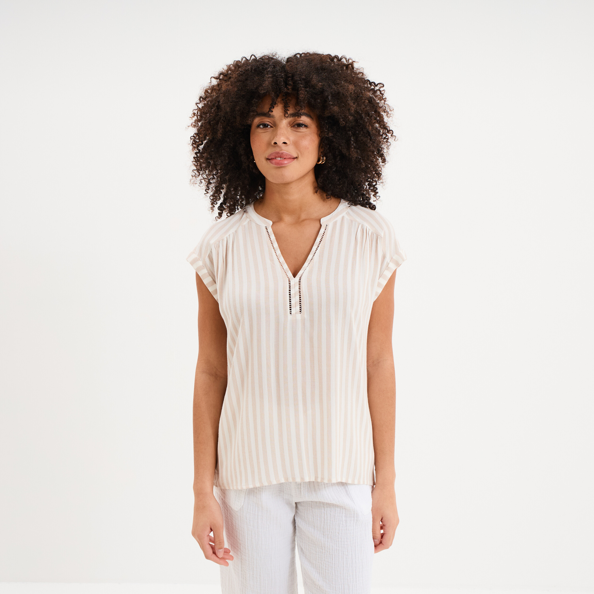 Blouse cr&eacute;pon manches courtes beige femme