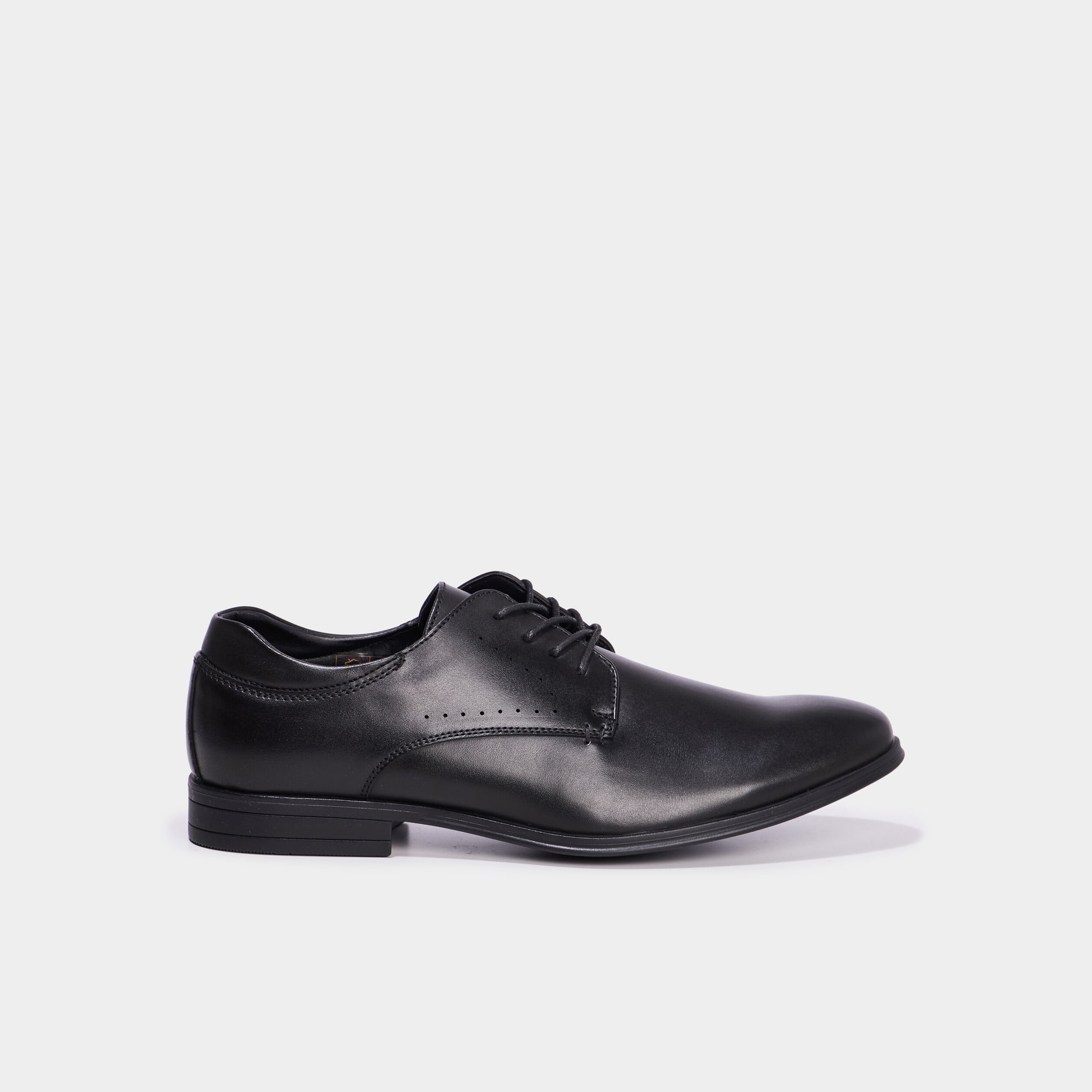 Derbies lac&eacute;es noir homme
