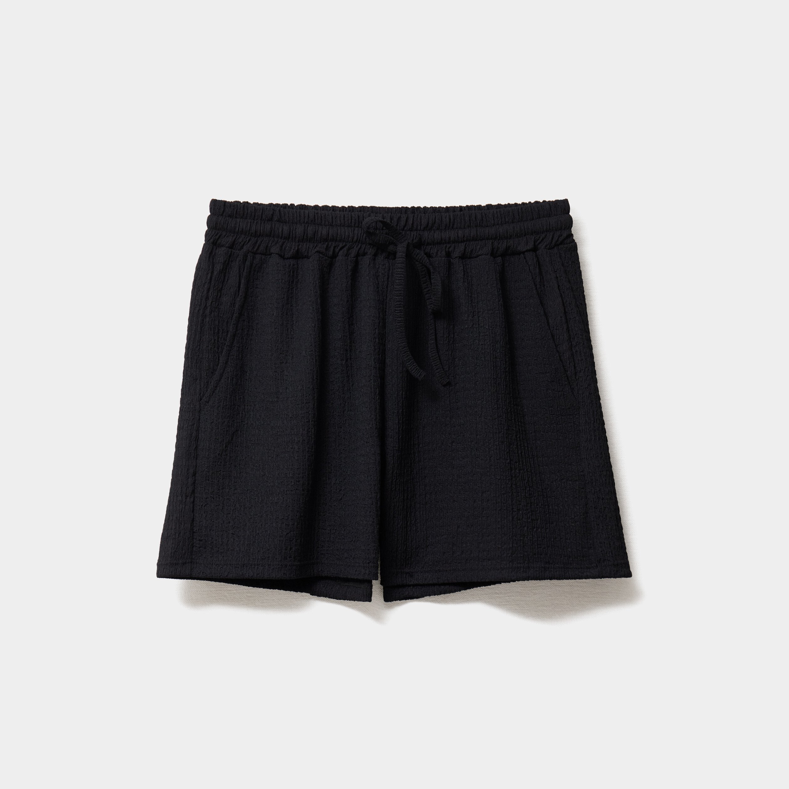 short droit effet gauffre noir femme Short droit effet gauffré noir femme