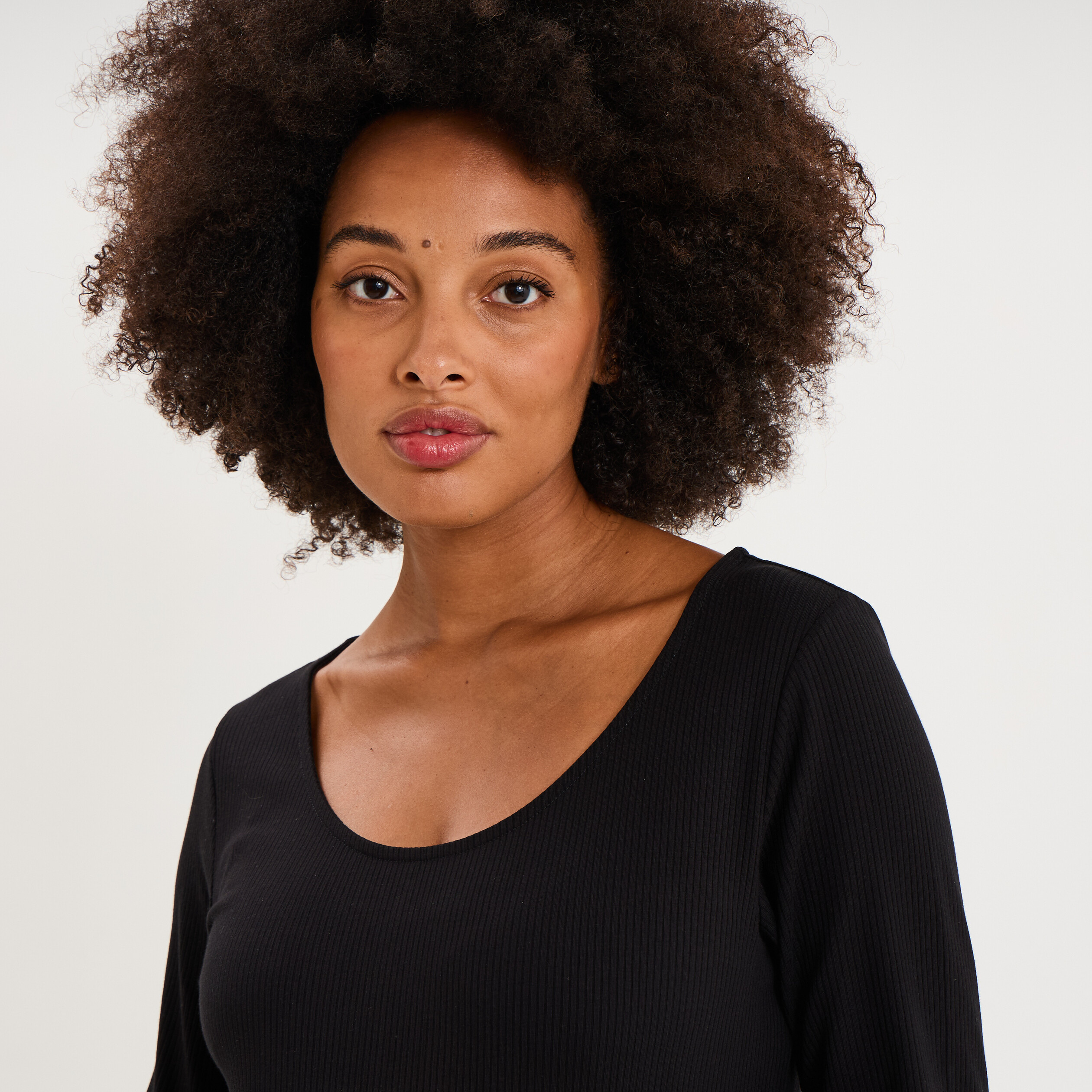 Robe longue c&ocirc;tel&eacute;e grossesse noir femme maternit&eacute;
