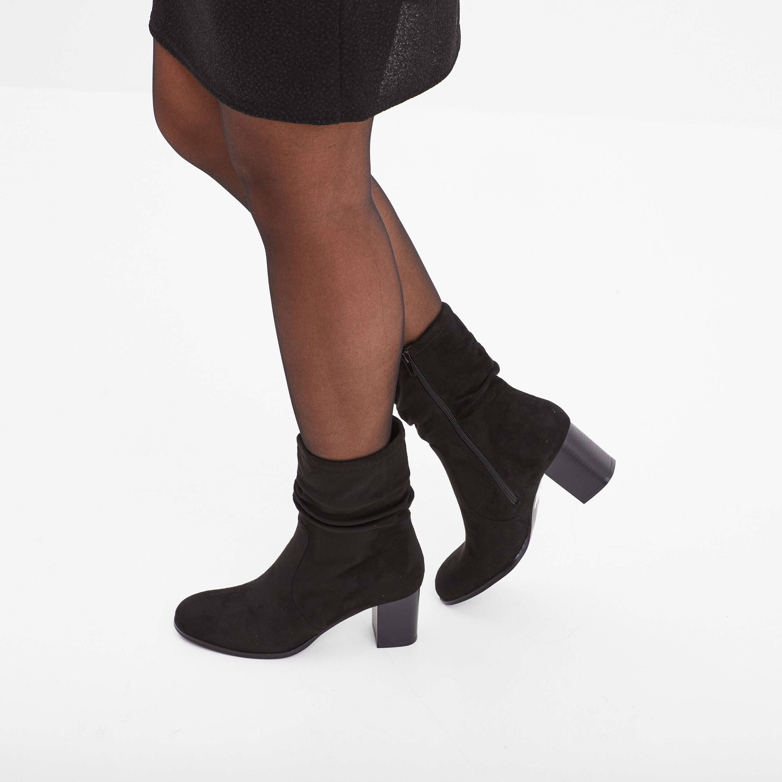 Bottines pliss&eacute;es aspect daim &agrave; talons noir femme