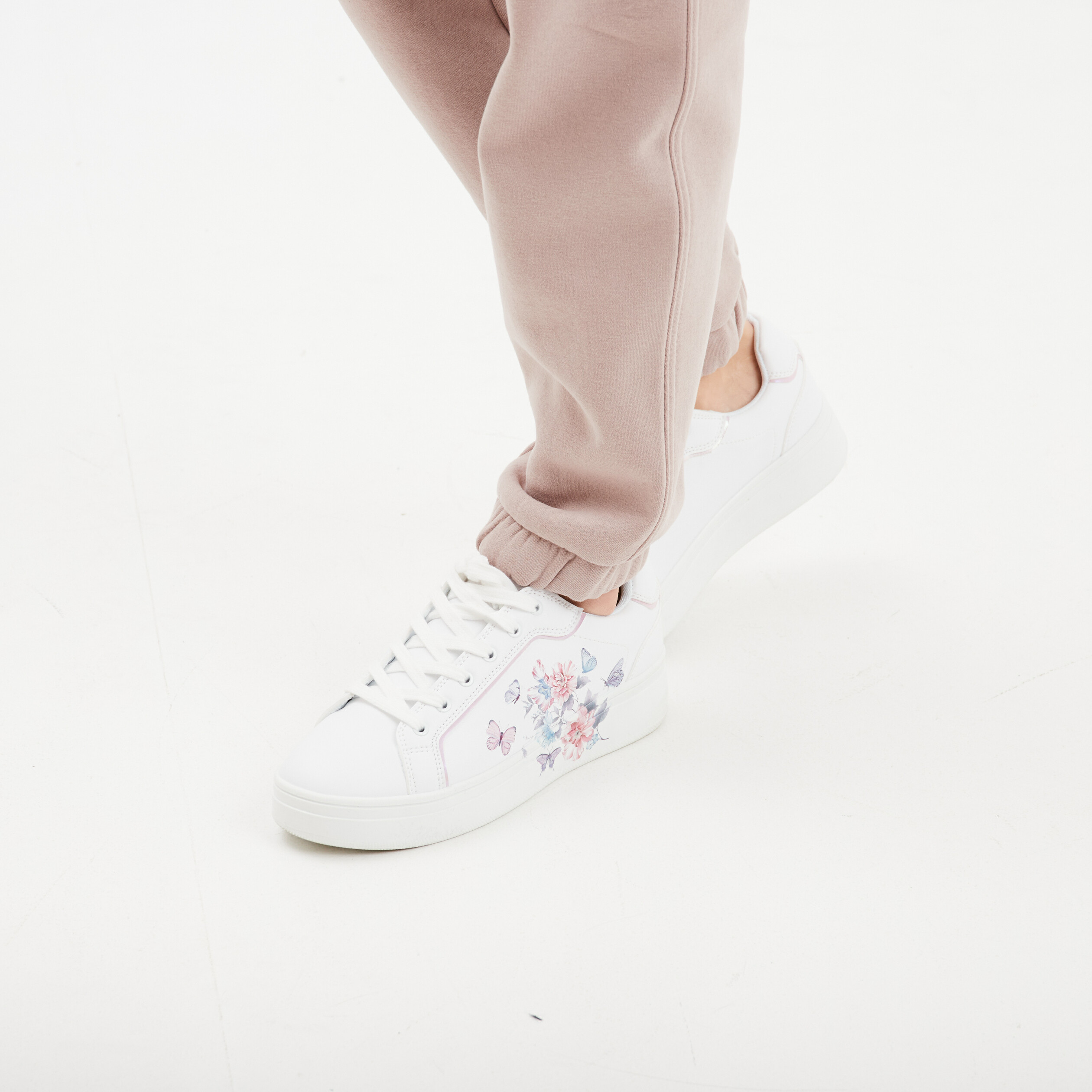 tennis basses a lacets multicolore femme Tennis basses à lacets multicolore femme
