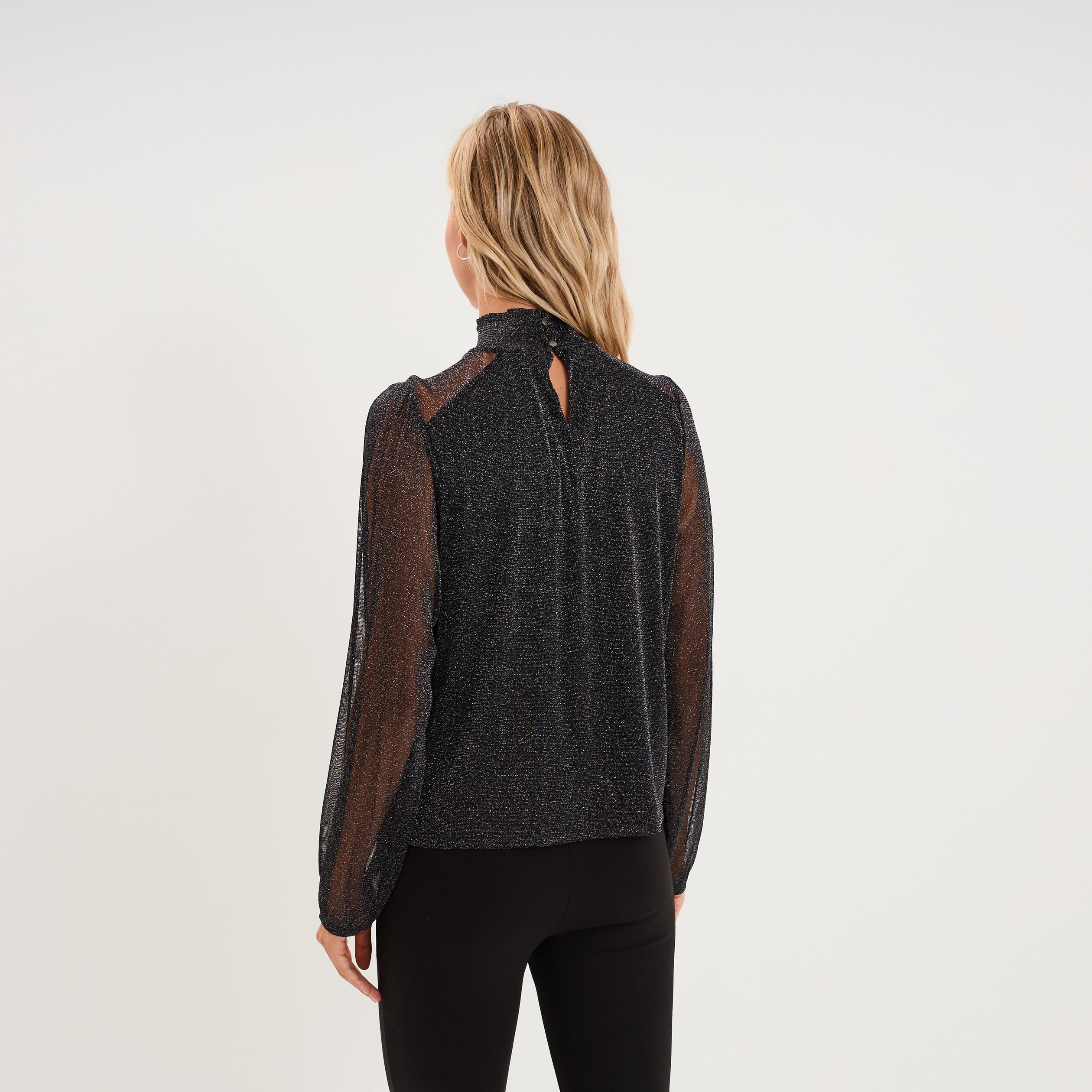 T-shirt fil m&eacute;tallis&eacute; col montant noir femme