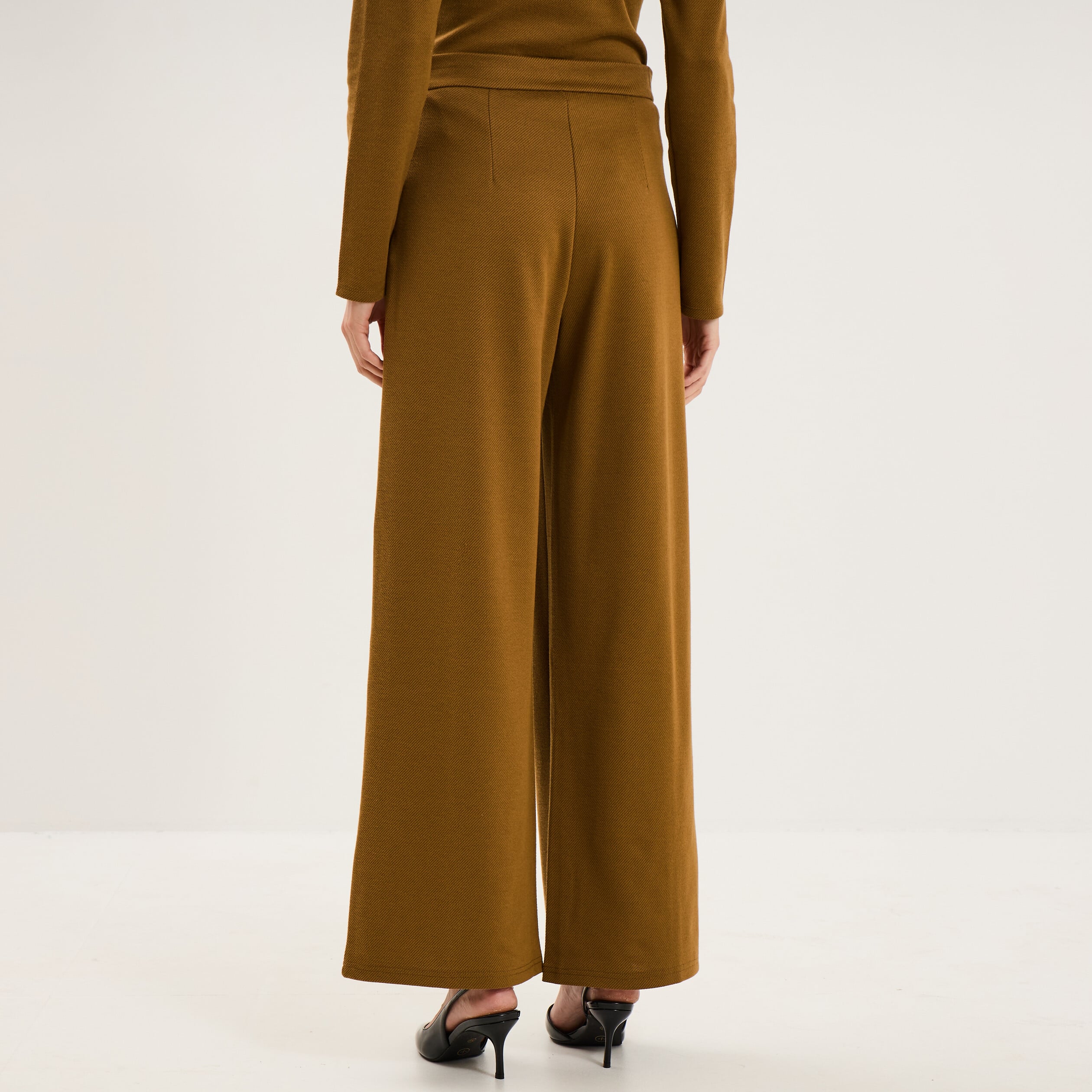 Pantalon large avec boucle vert olive femme