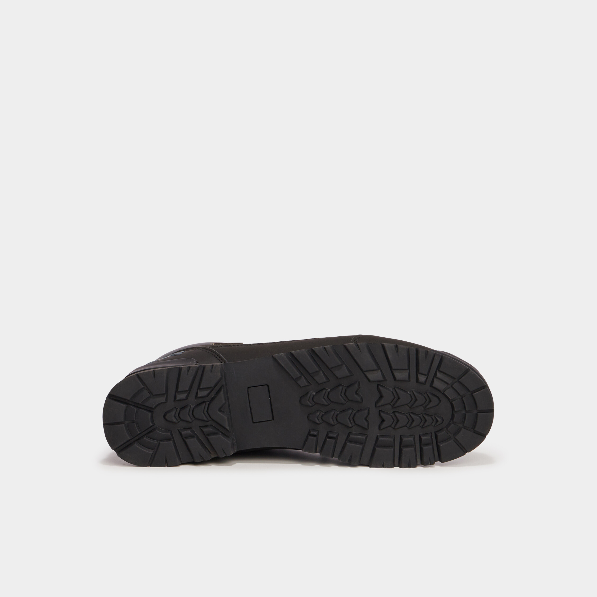 Bottines montantes semelles crant&eacute;es noir homme