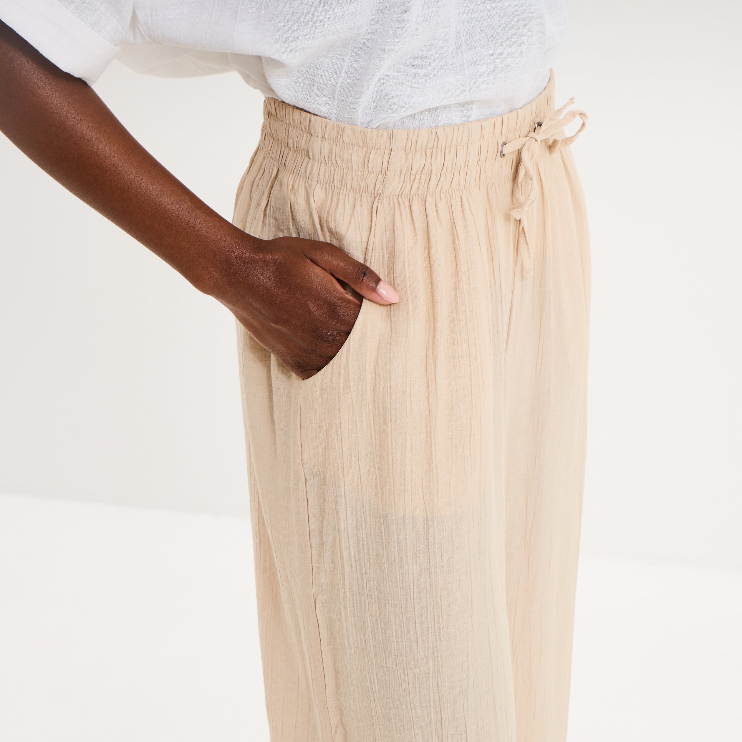 Pantalon large fluide taille &eacute;lastiqu&eacute;e beige femme