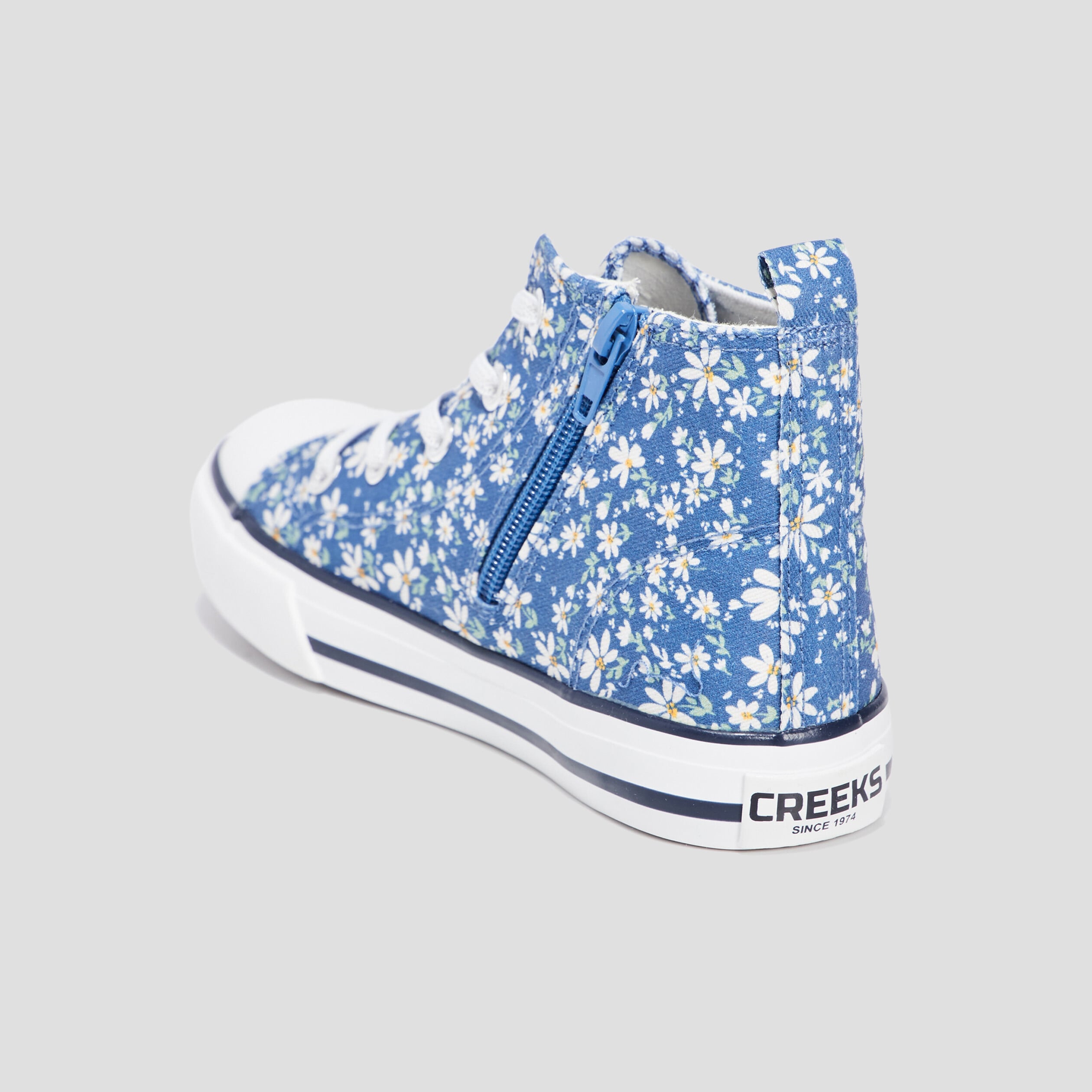 Tennis montantes en toile bout renforc&eacute; bleu fille