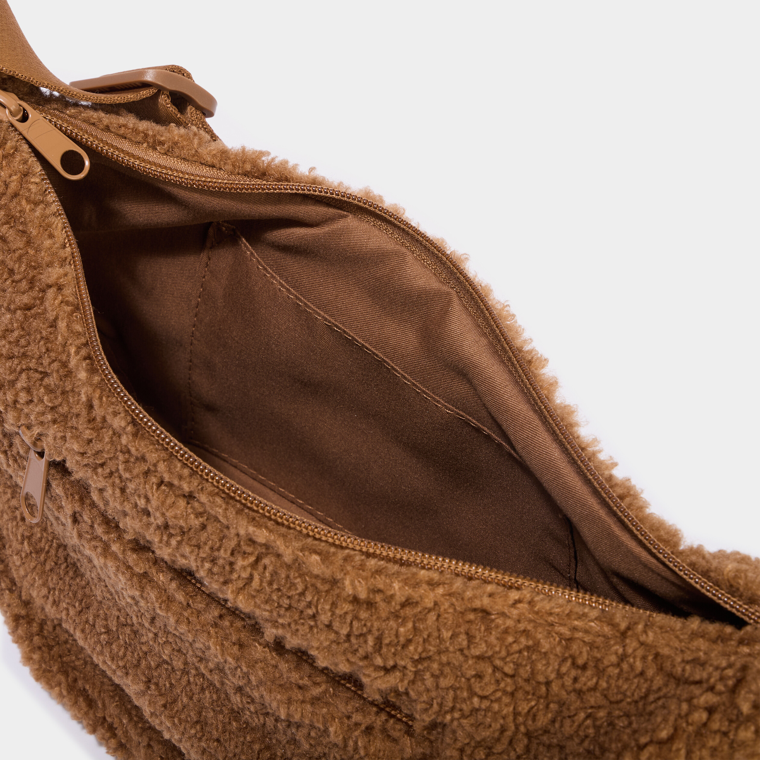 Sac banane effet polaire camel femme