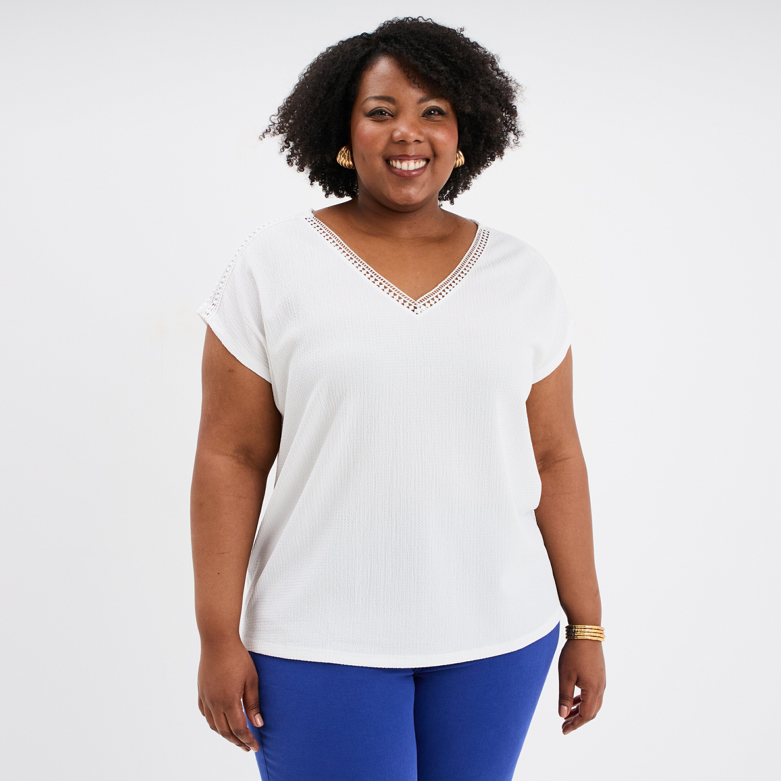 t shirt bandes dentelle col en v blanc femmegt T-shirt bandes dentelle col en V blanc femme grande taille