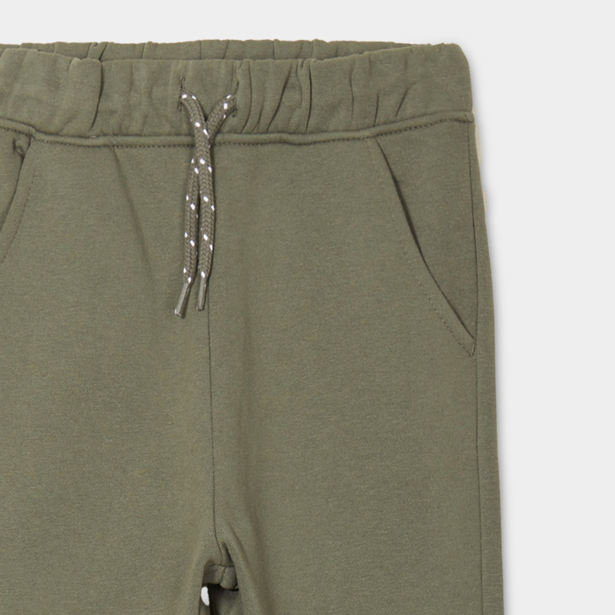 pantalon de jogging taille elastiquee vert kaki garcon Pantalon de jogging taille élastiquée vert kaki garçon
