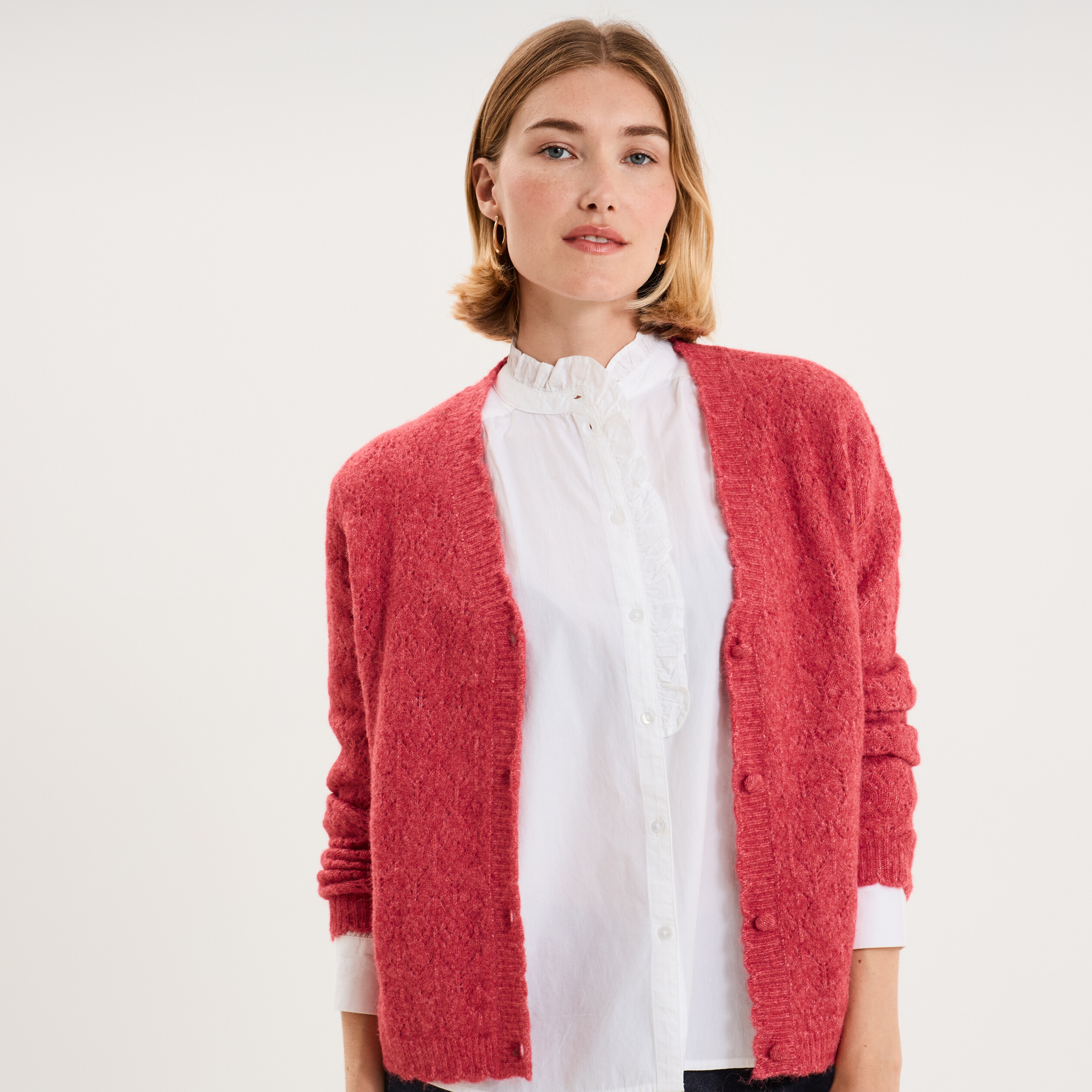 Gilet cardigan ajour&eacute; manches longues rose cerise femme