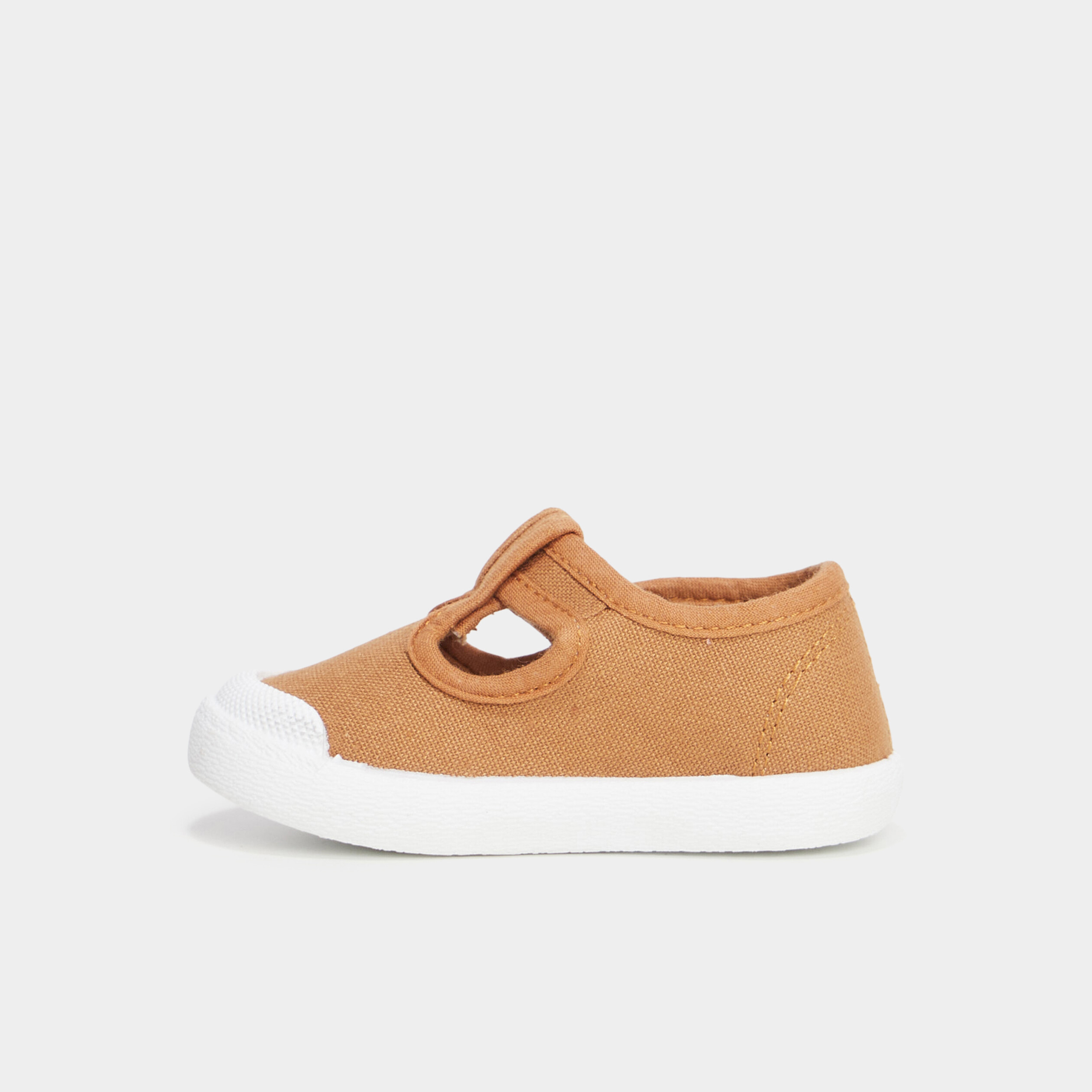 Chaussures renforc&eacute;es &agrave; semelle souple marron b&eacute;b&eacute; gar&ccedil;on