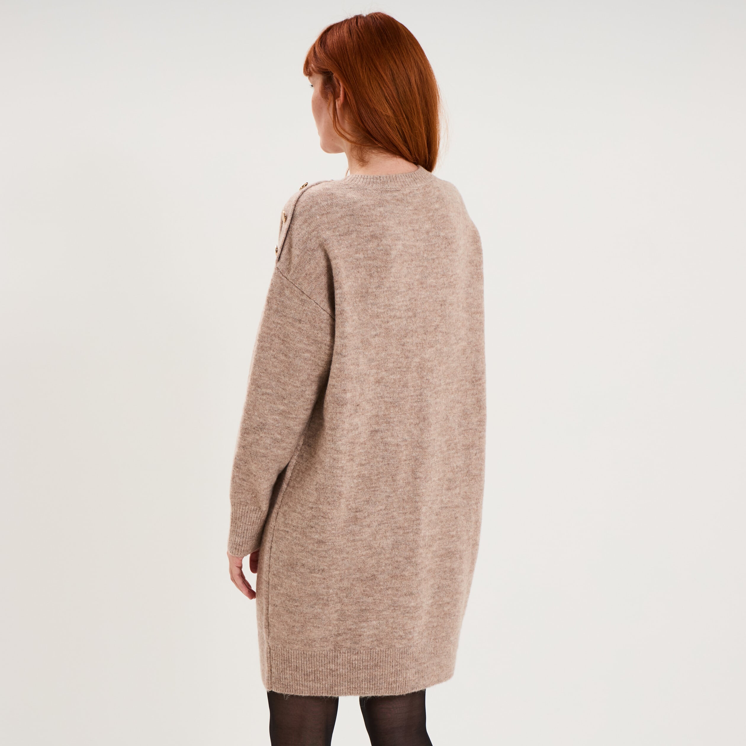 Robe pull longueur genou boutons &eacute;paule beige femme