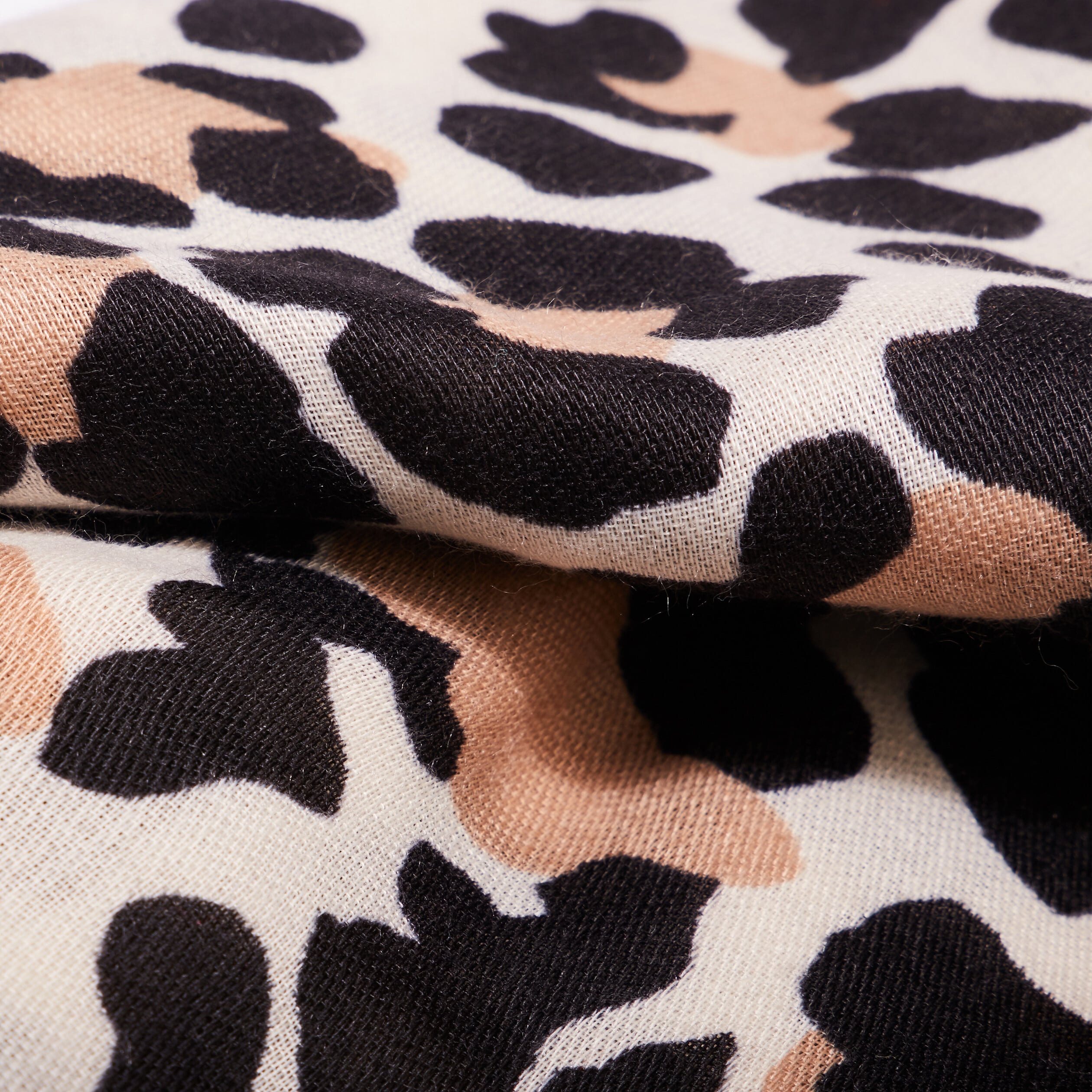 Foulard motif panth&egrave;re sable femme
