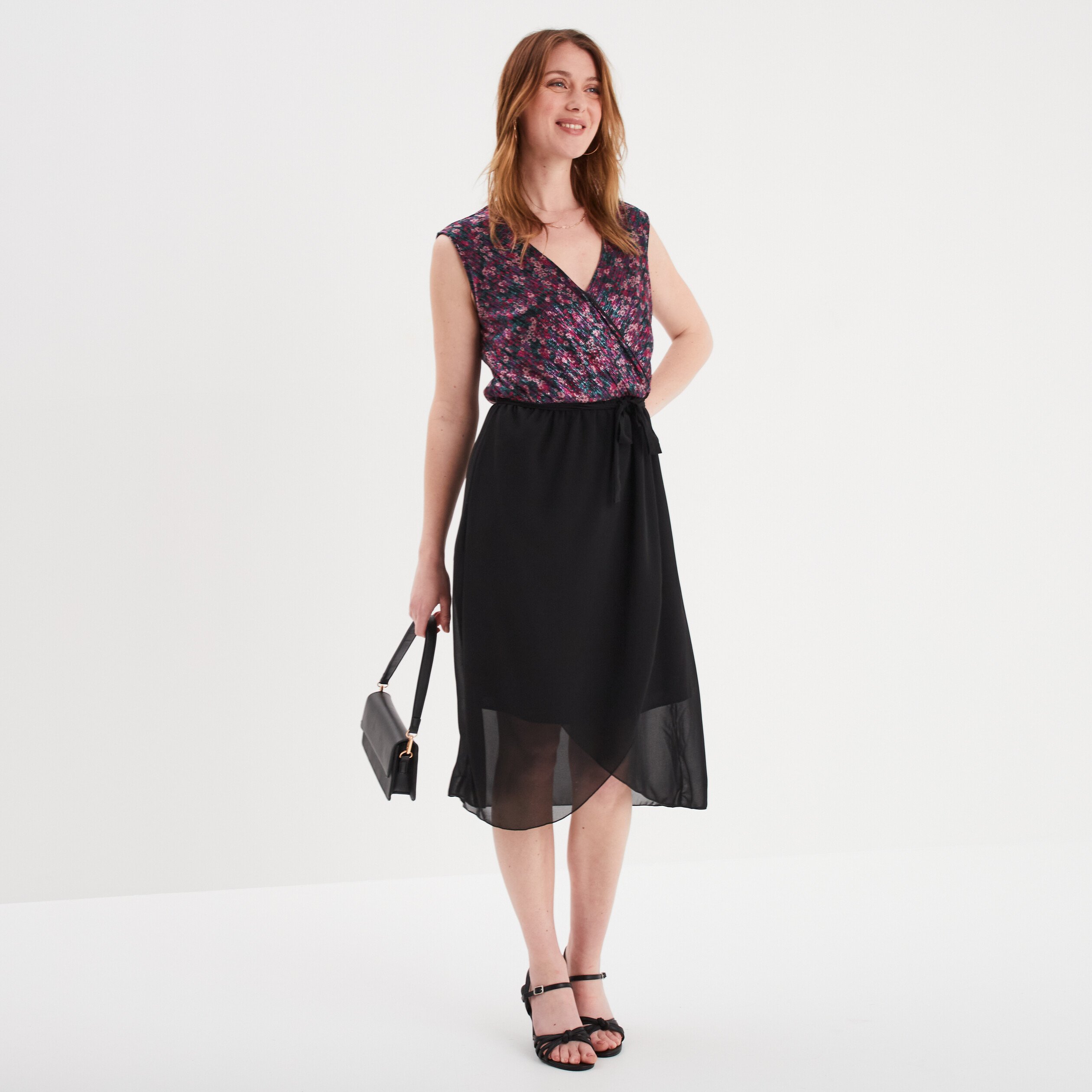 robe fluide col cache coeur ceinturee noir femme Robe fluide col cache-coeur ceinturée noir femme