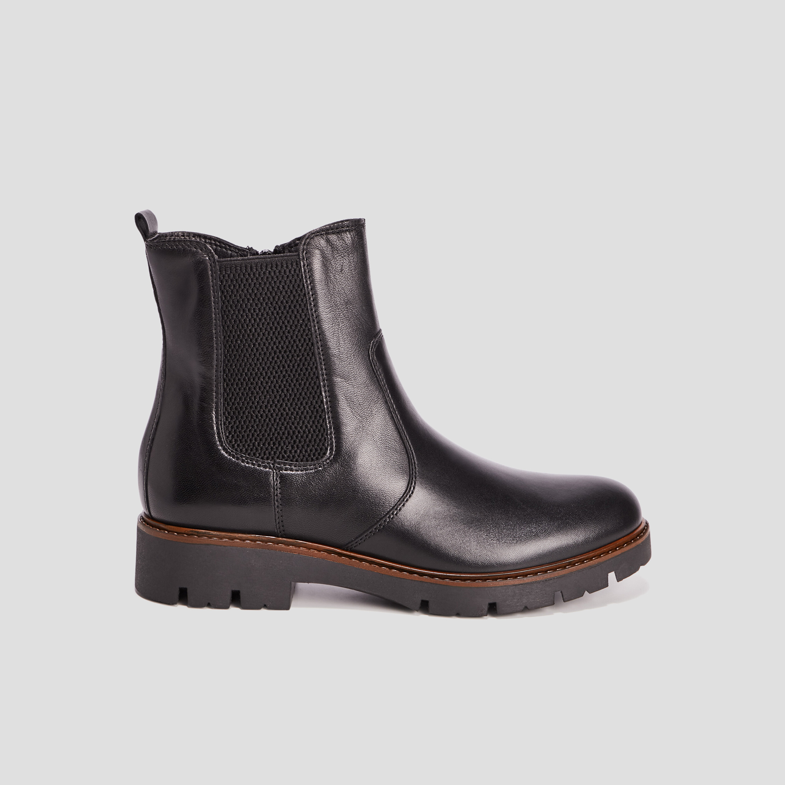 bottines chelsea crantees en cuir noir fille Bottines chelsea crantées en cuir noir fille