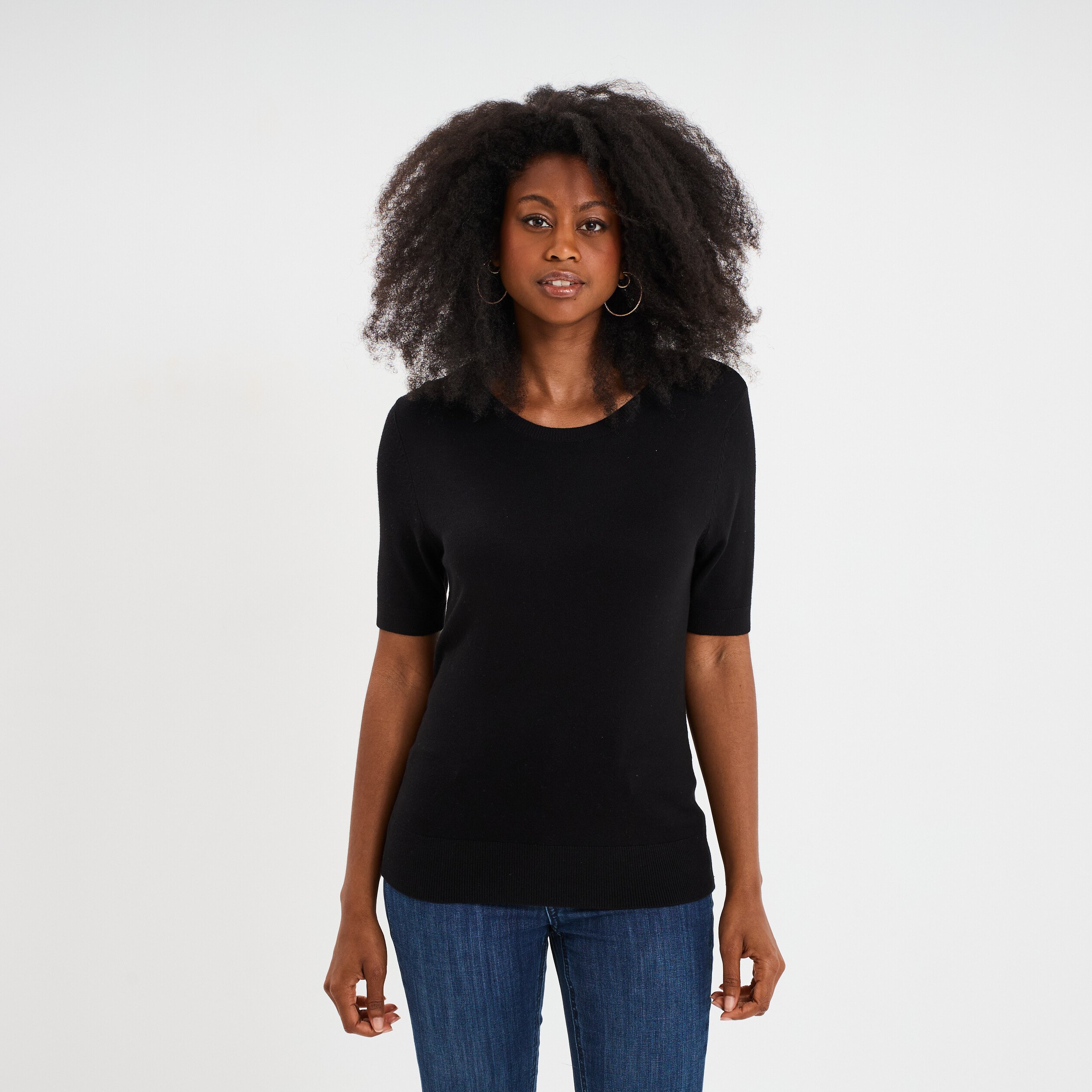 pull manches courtes col rond noir femme Pull manches courtes col rond noir femme