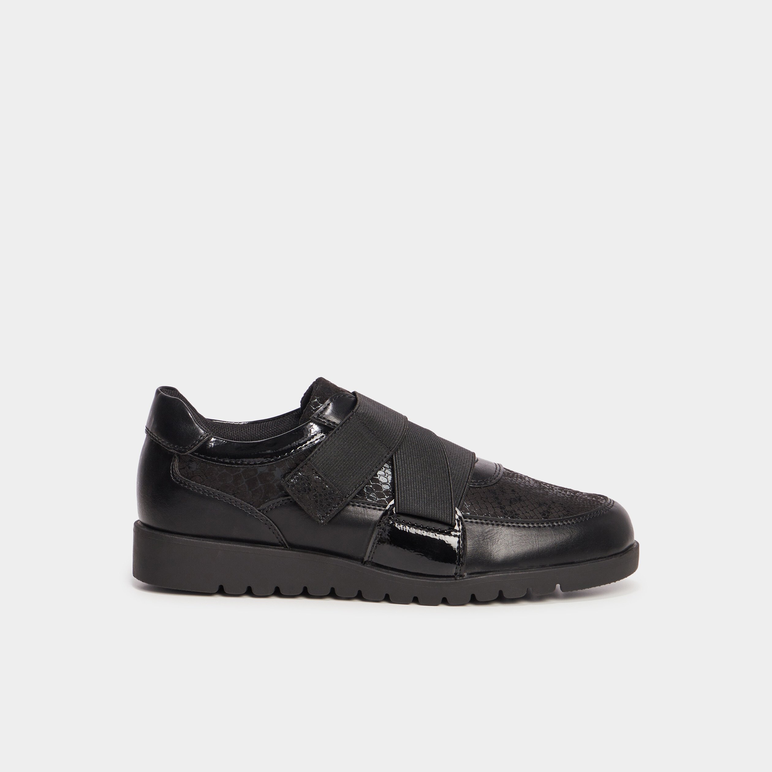 tennis basses pied large confortissimo noir femme Tennis basses pied large Confortissimo noir femme