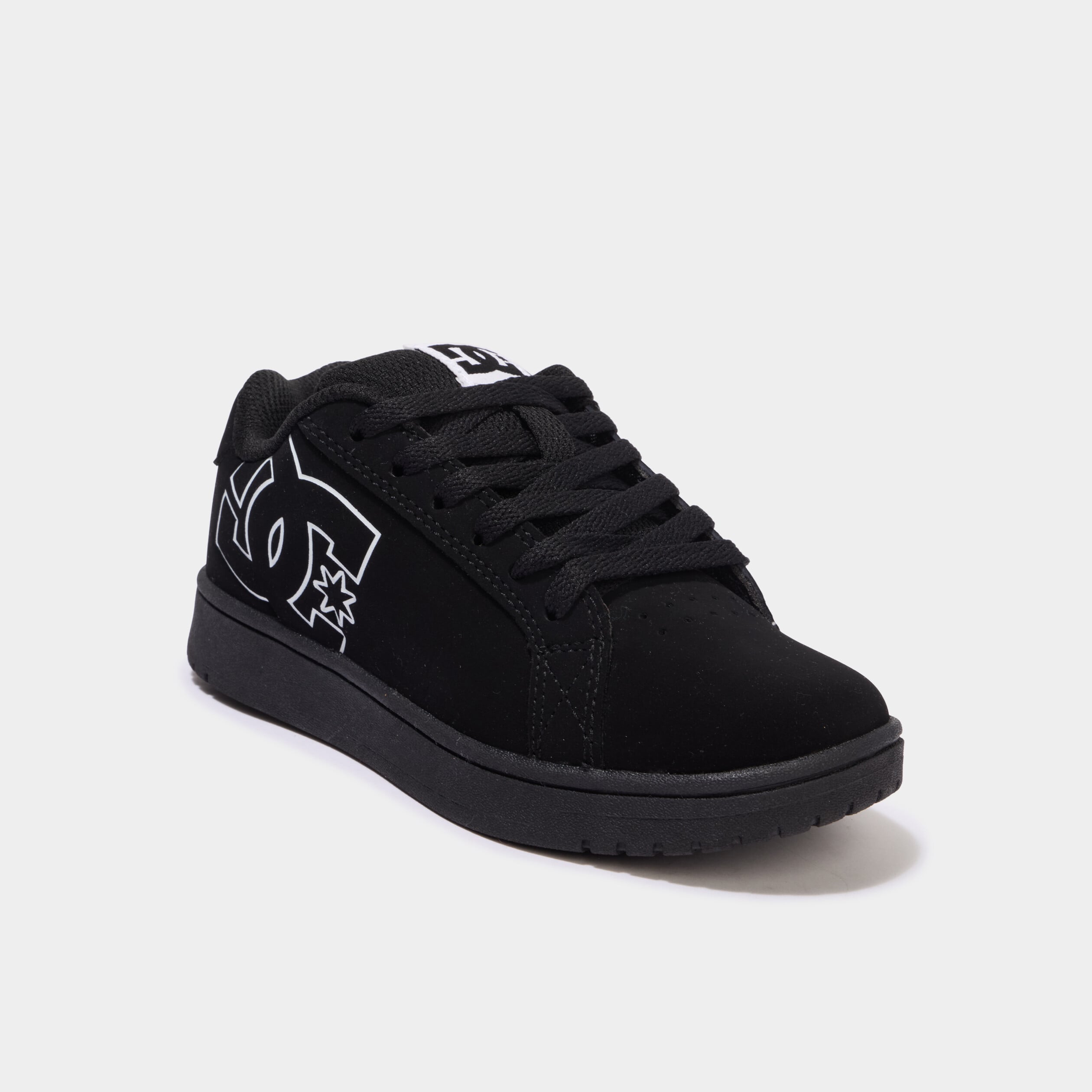 Tennis basses &agrave; lacets en cuir noir gar&ccedil;on