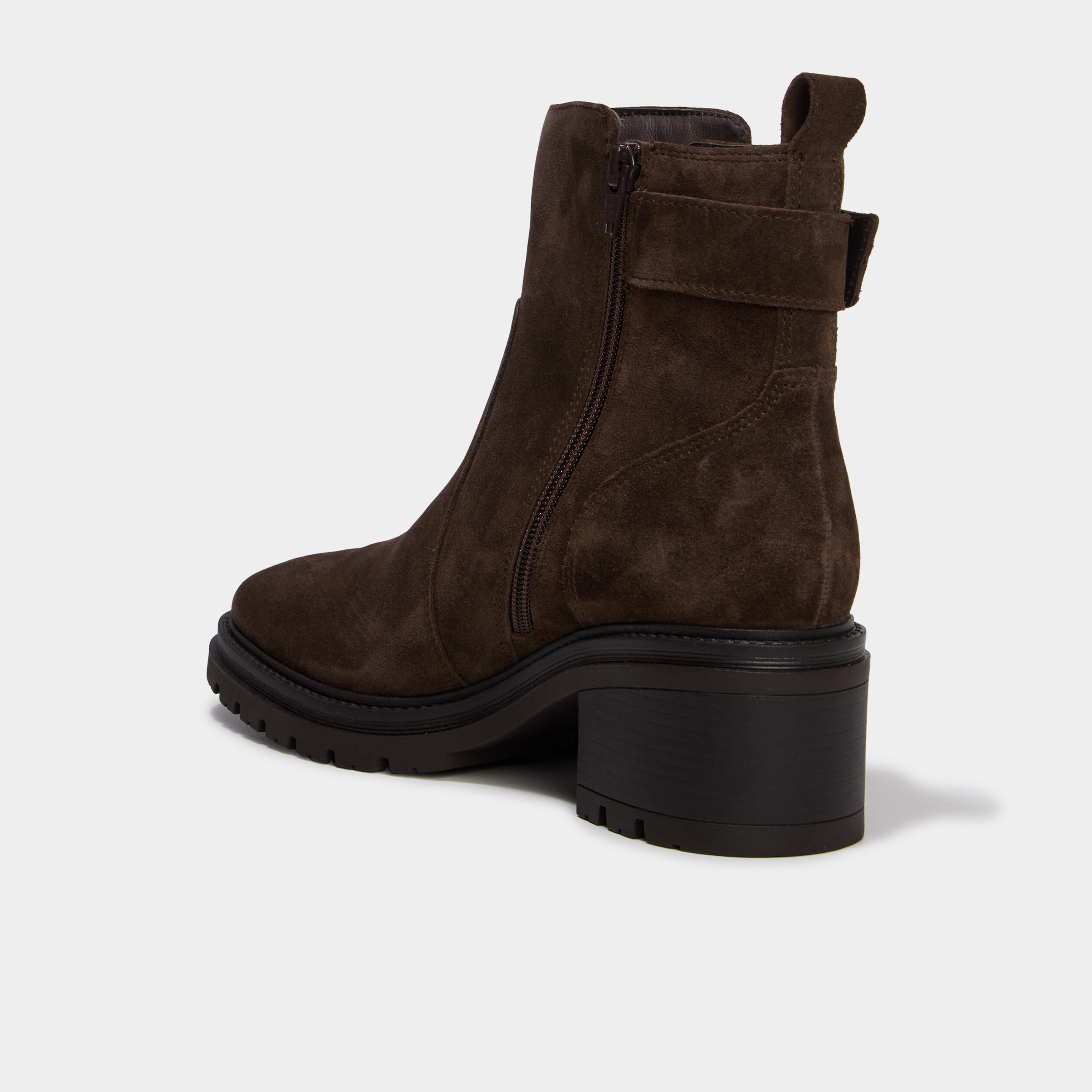 Boots en cuir &agrave; talons effet su&eacute;dine marron femme