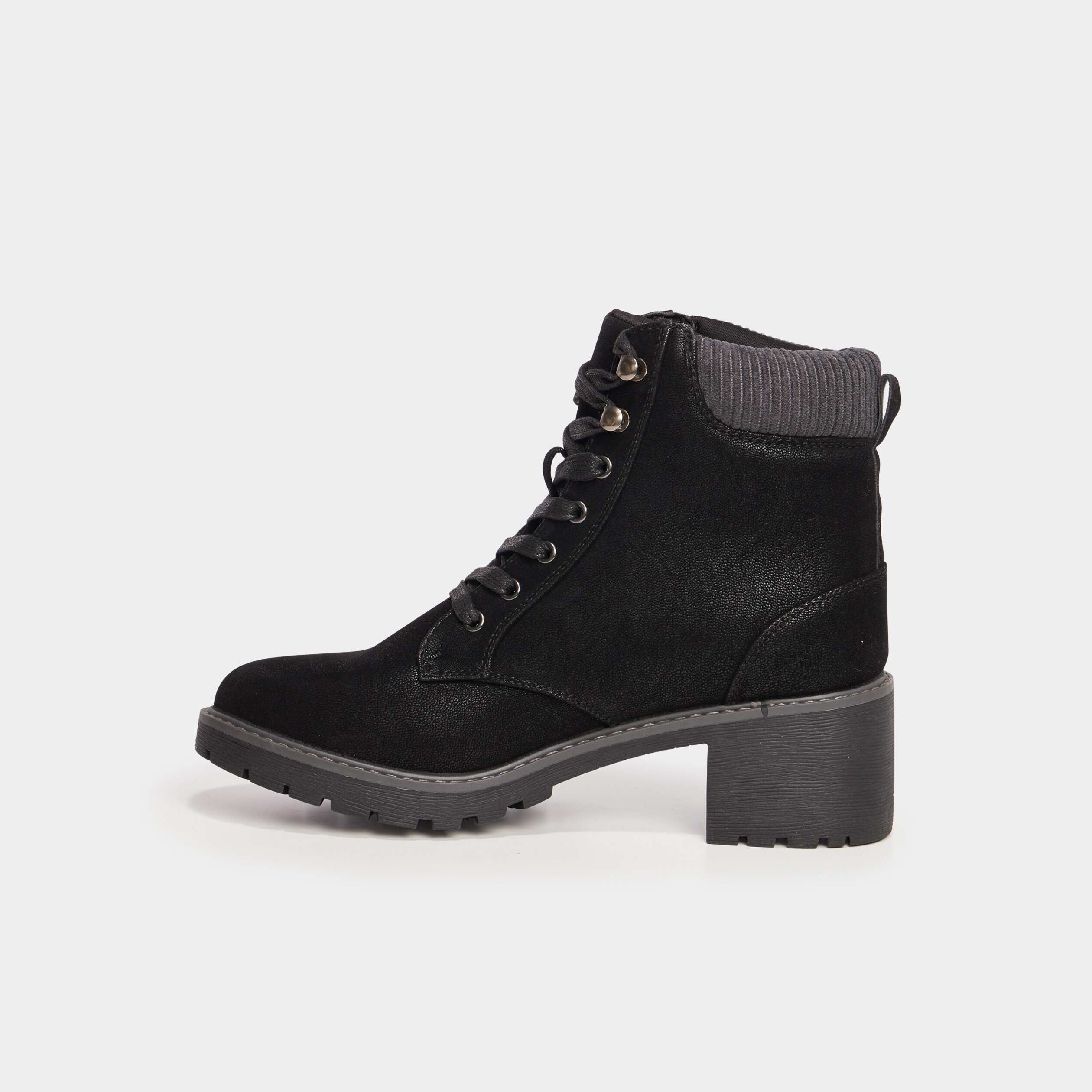 Bottines &agrave; talons et lacets noir femme