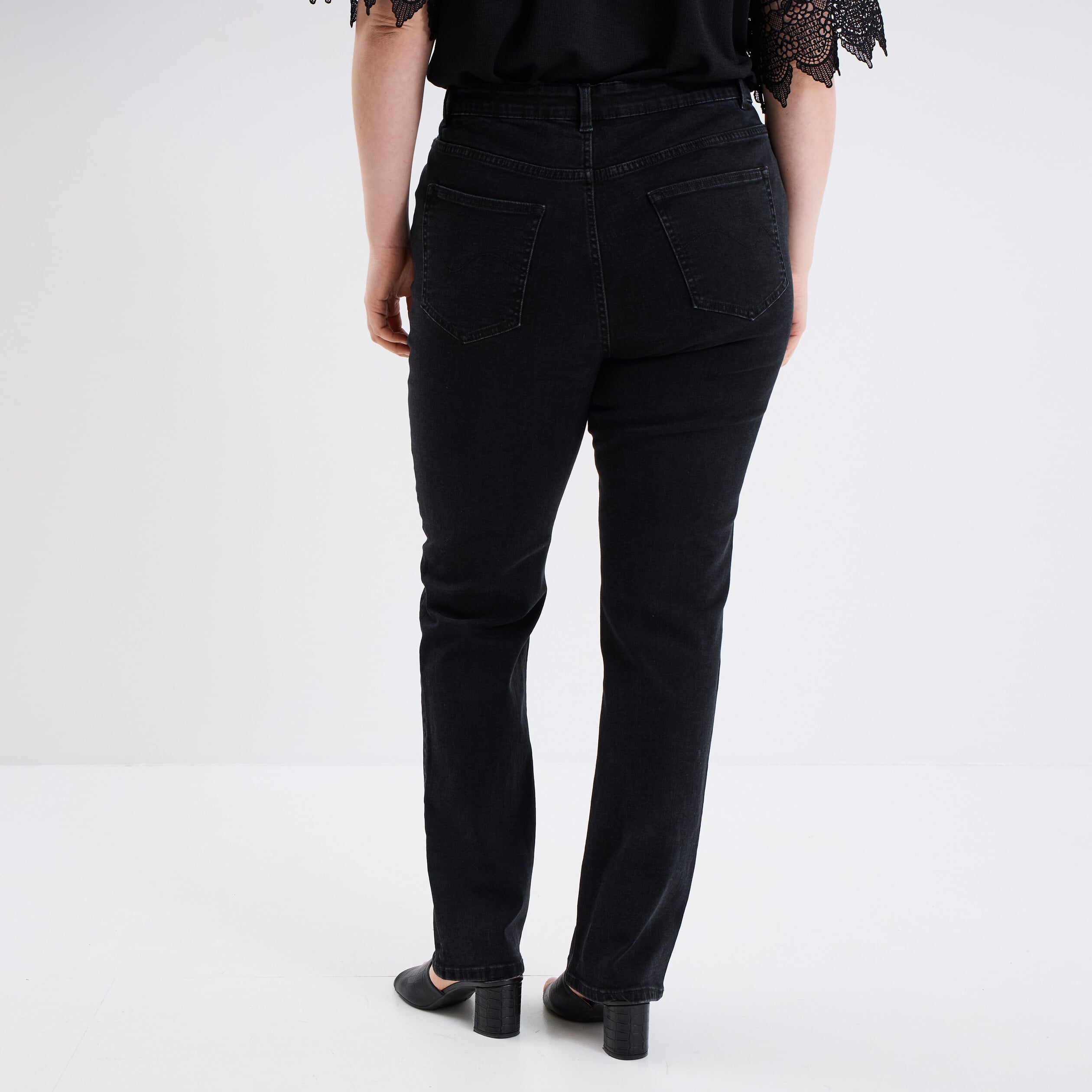 Jeans droit taille haute denim noir femme grande taille